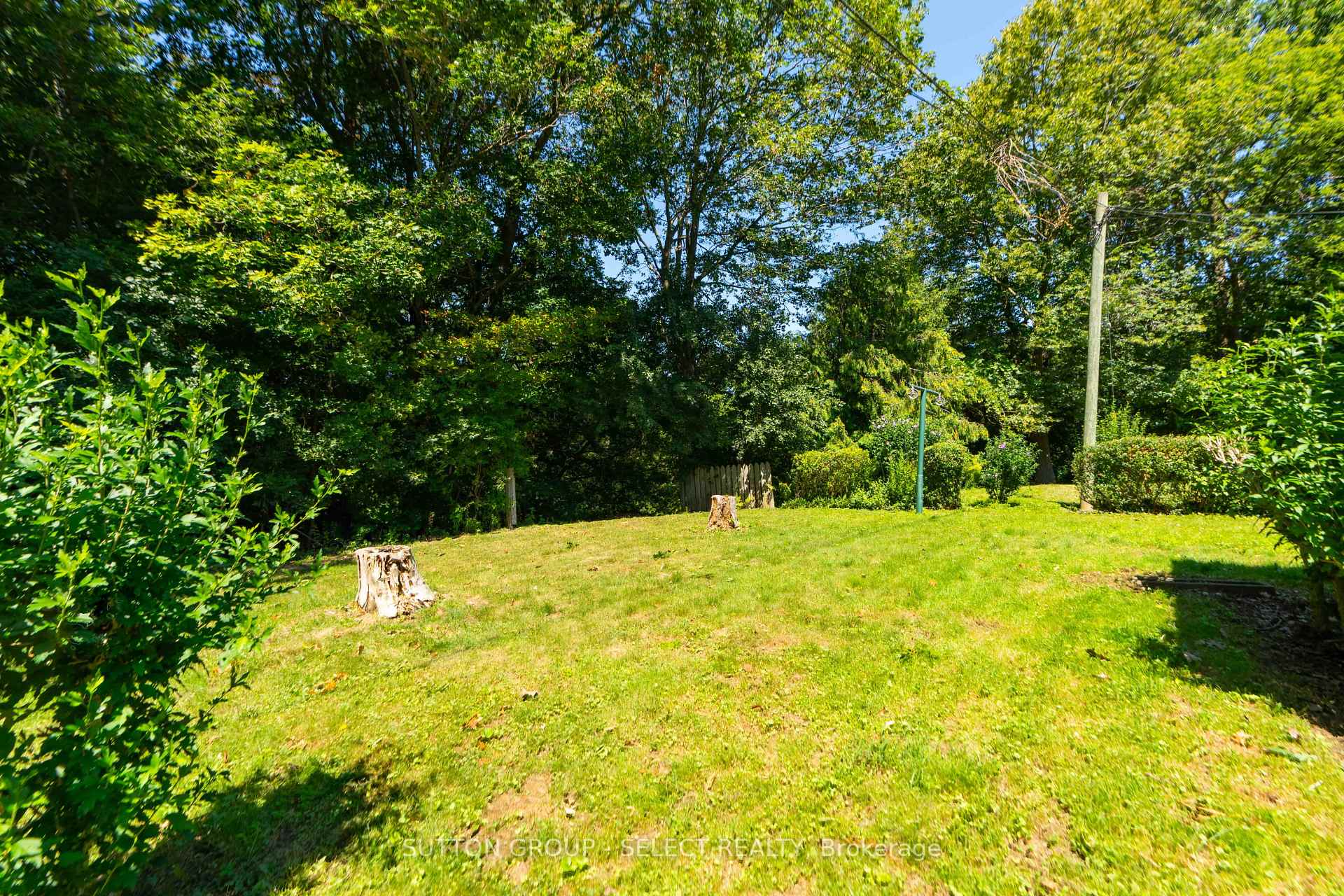 Photo 11 of 25 Gladstone Avenue, London, South I — HOMEH