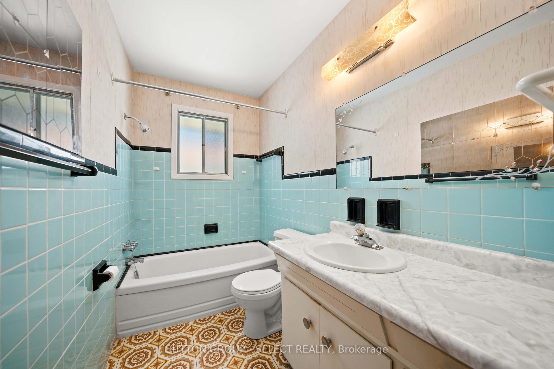 Photo 27 of 25 Gladstone Avenue, London, South I — HOMEH