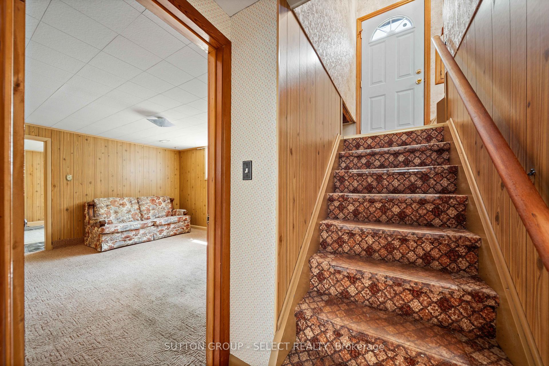 Photo 35 of 25 Gladstone Avenue, London, South I — HOMEH