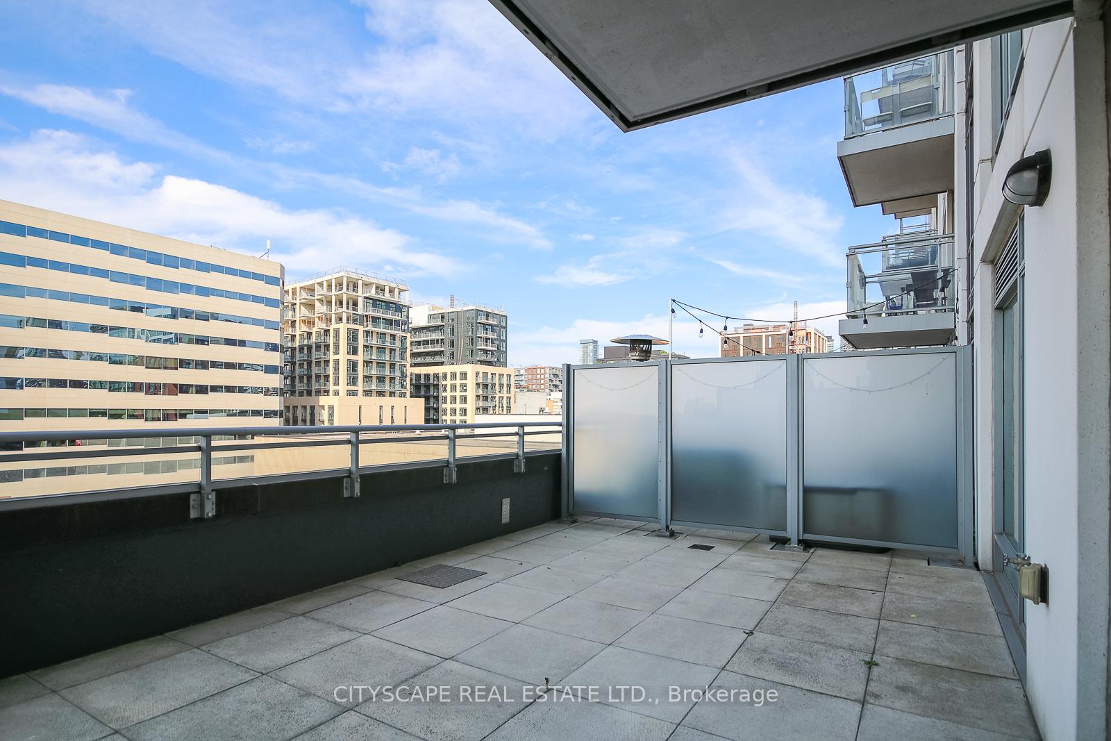 Photo 7 of Unit 908-T, 525 Adelaide Street, Toronto, Waterfront Communities — HOMEH