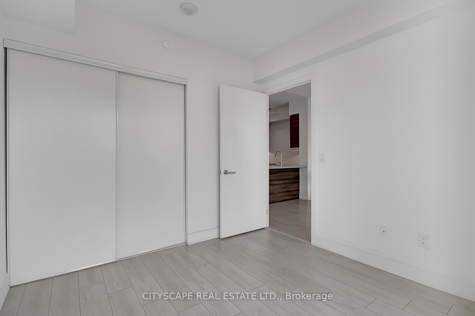 Photo 10 of Unit 908-T, 525 Adelaide Street, Toronto, Waterfront Communities — HOMEH