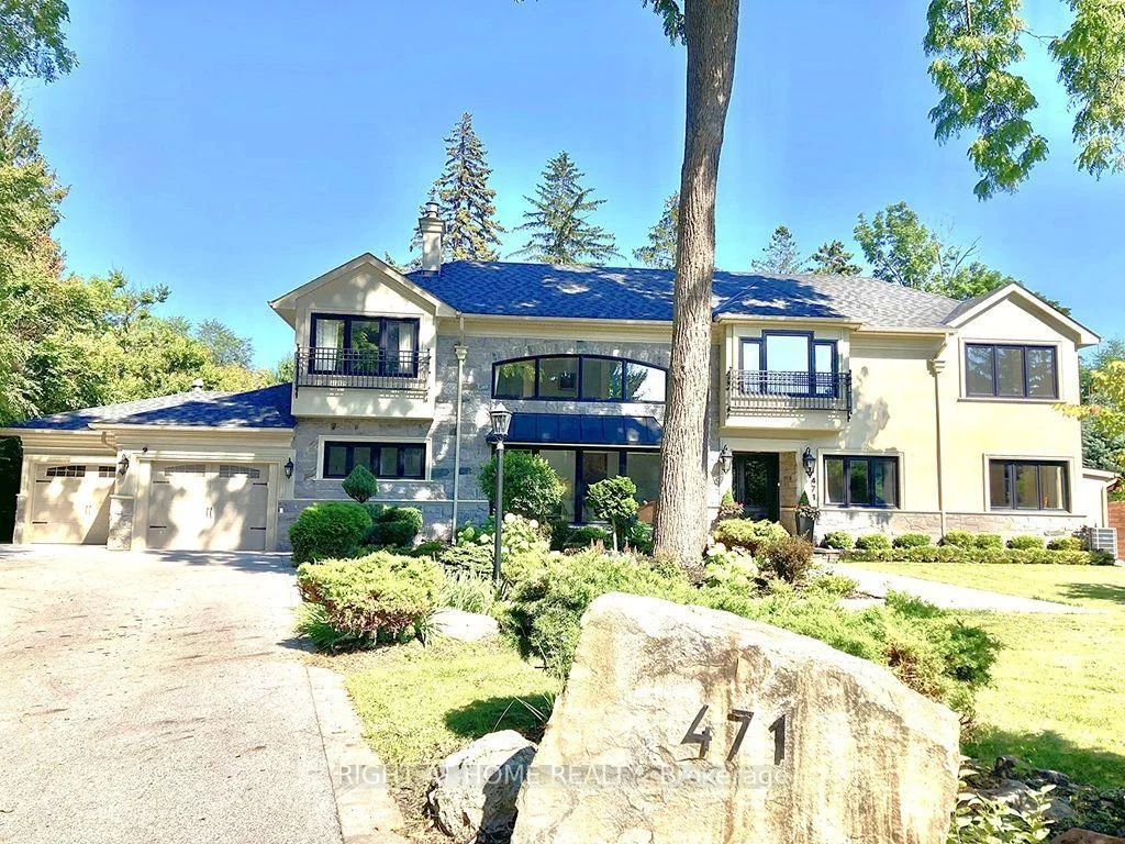 Photo of 471 Country Club Crescent