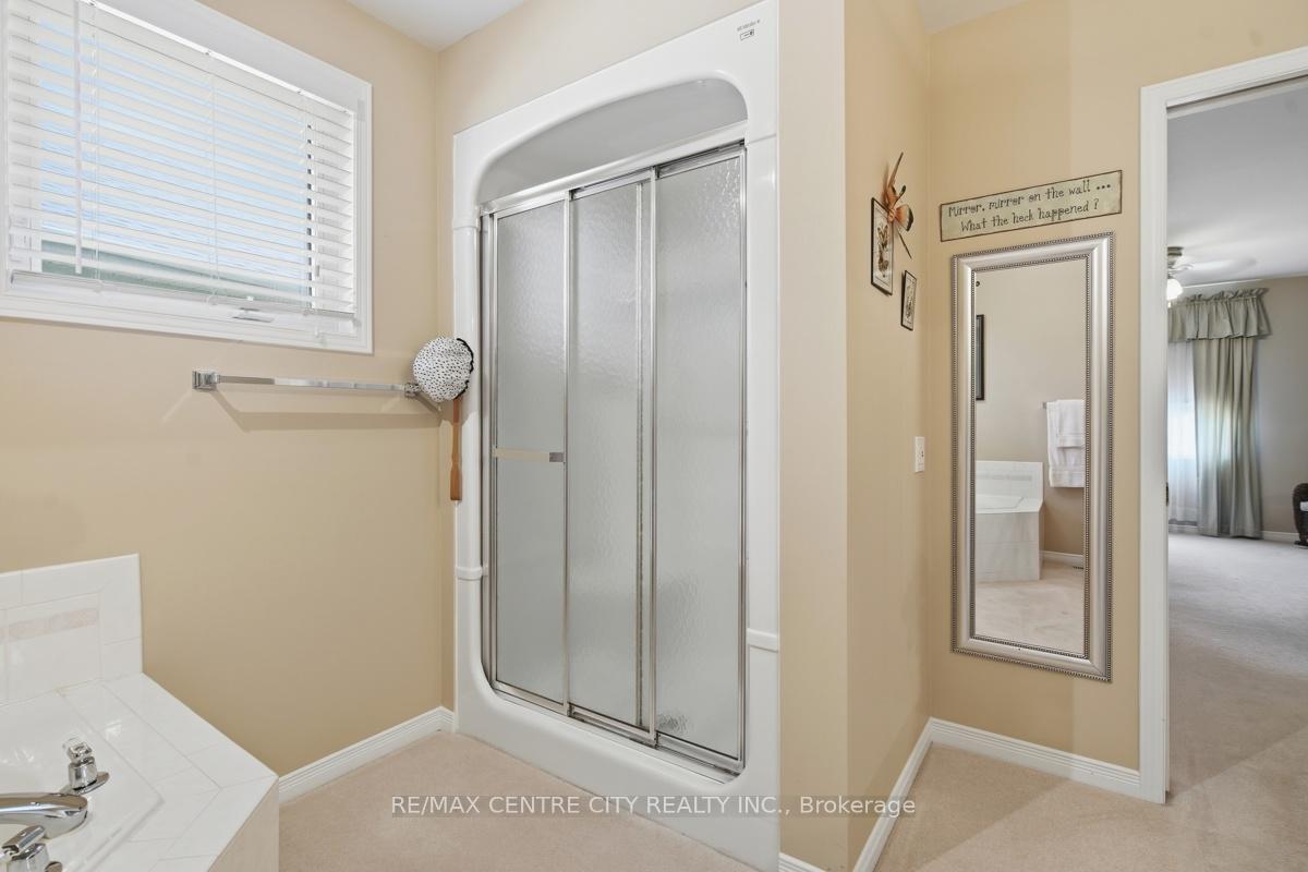 Photo 21 of 48 Ilderbrook Circle, Middlesex Centre, Ilderton — HOMEH