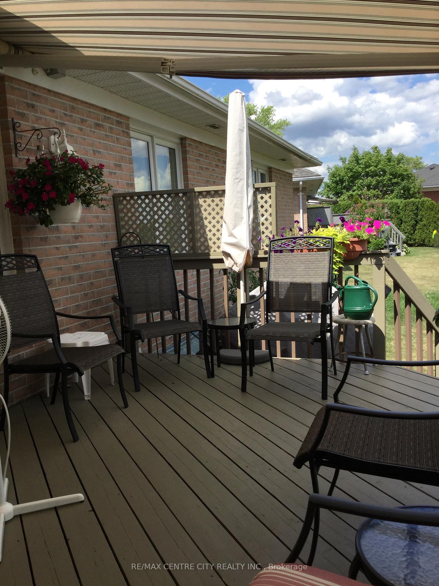 Photo 34 of 48 Ilderbrook Circle, Middlesex Centre, Ilderton — HOMEH