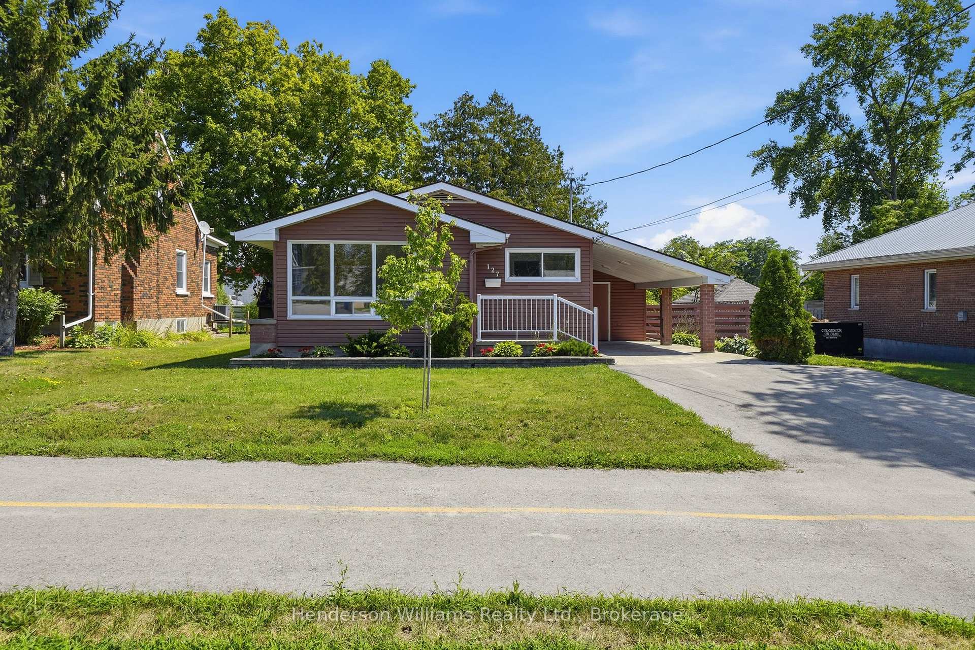 Photo 2 of 127 Herchimer Avenue, Belleville, Belleville Ward — HOMEH