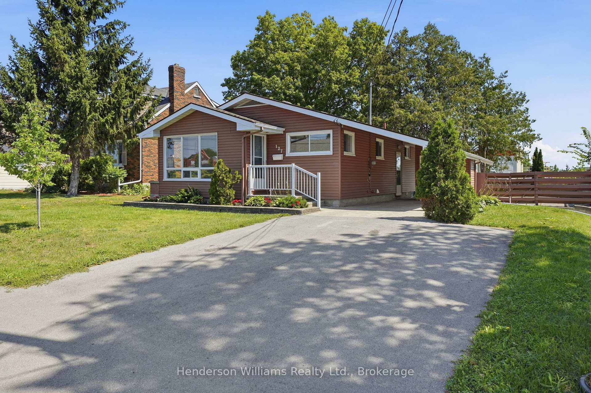 Photo 3 of 127 Herchimer Avenue, Belleville, Belleville Ward — HOMEH