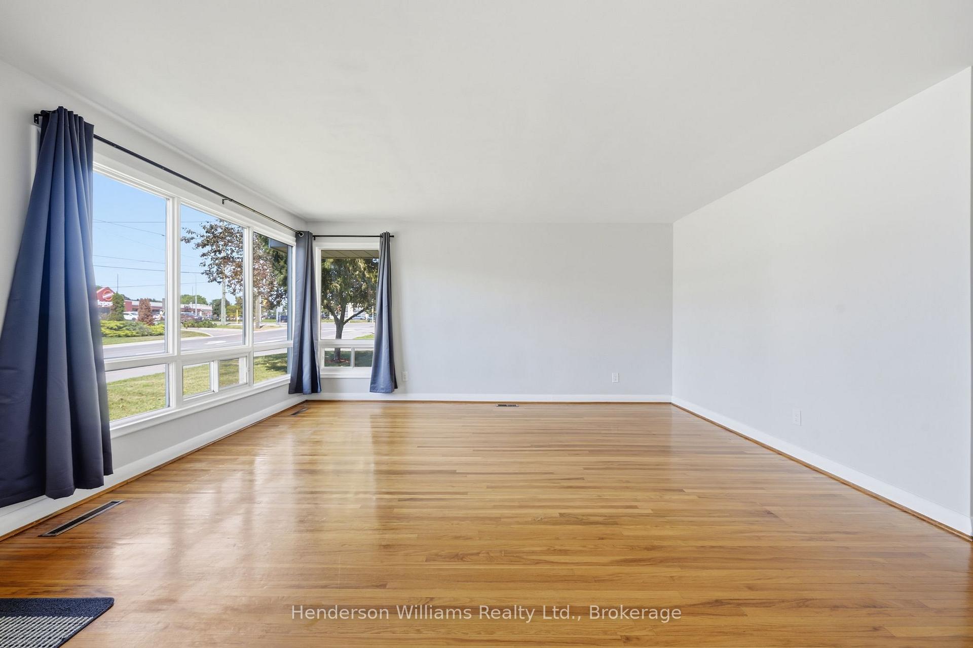 Photo 6 of 127 Herchimer Avenue, Belleville, Belleville Ward — HOMEH