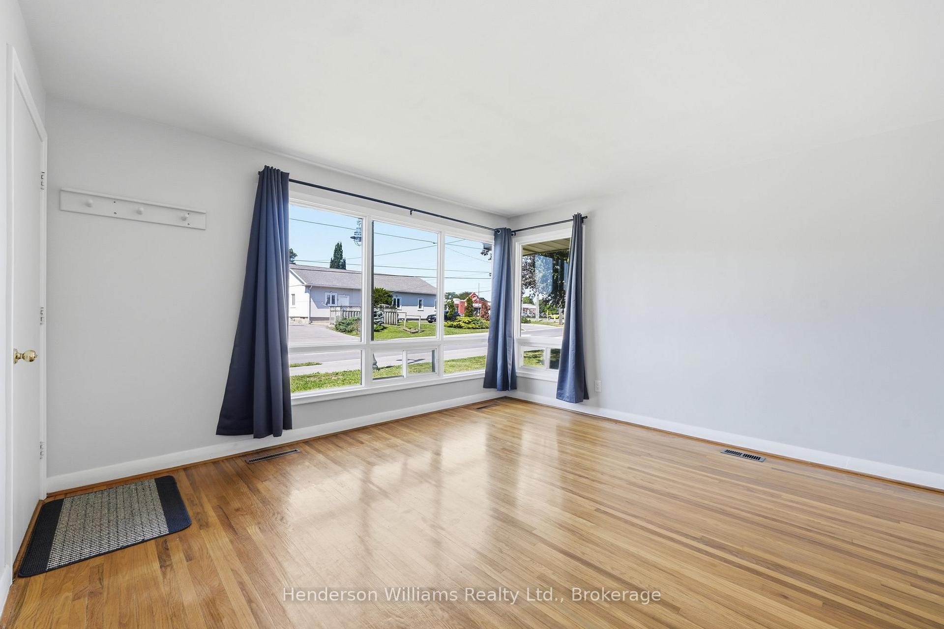 Photo 8 of 127 Herchimer Avenue, Belleville, Belleville Ward — HOMEH