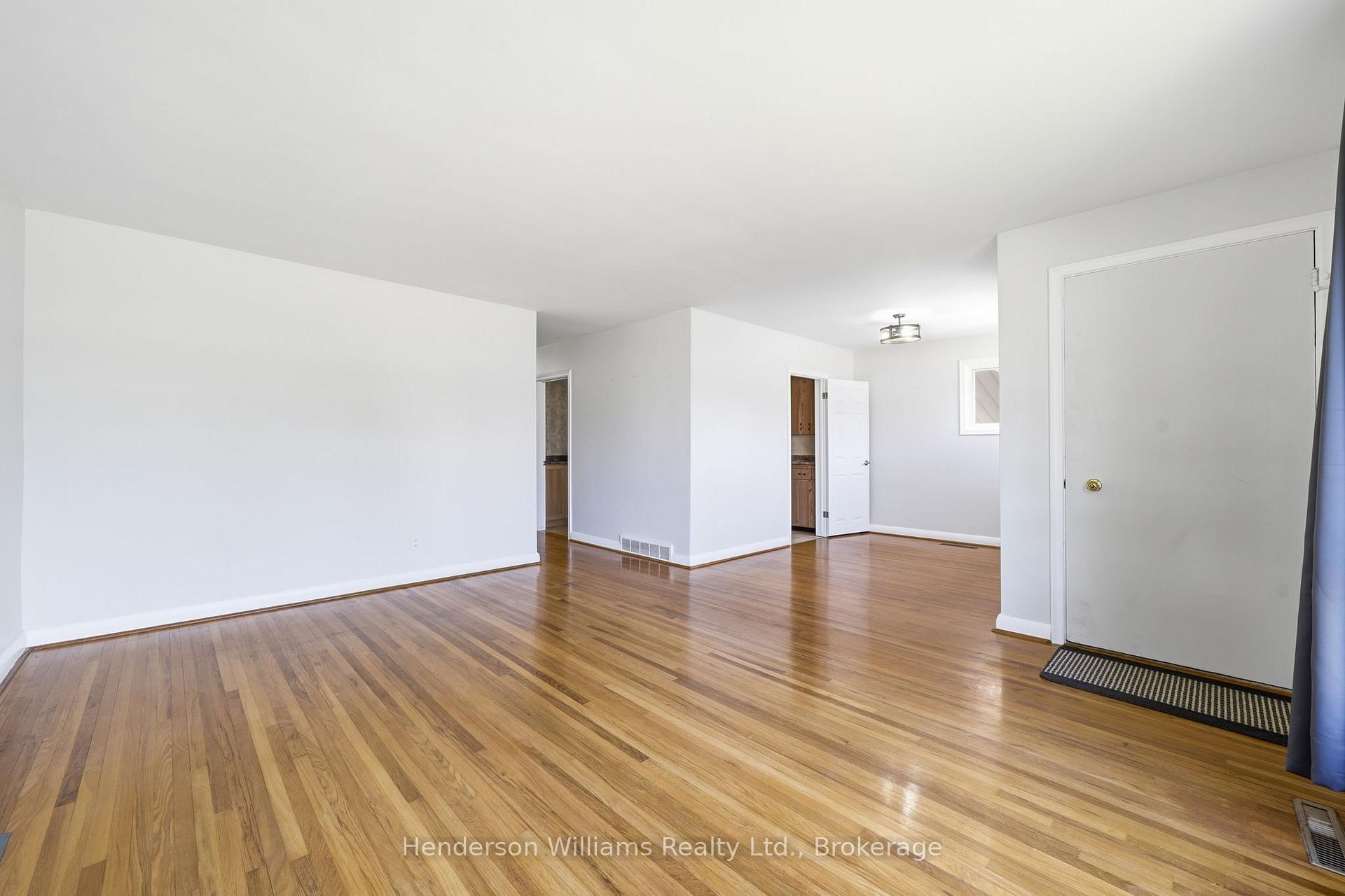 Photo 11 of 127 Herchimer Avenue, Belleville, Belleville Ward — HOMEH