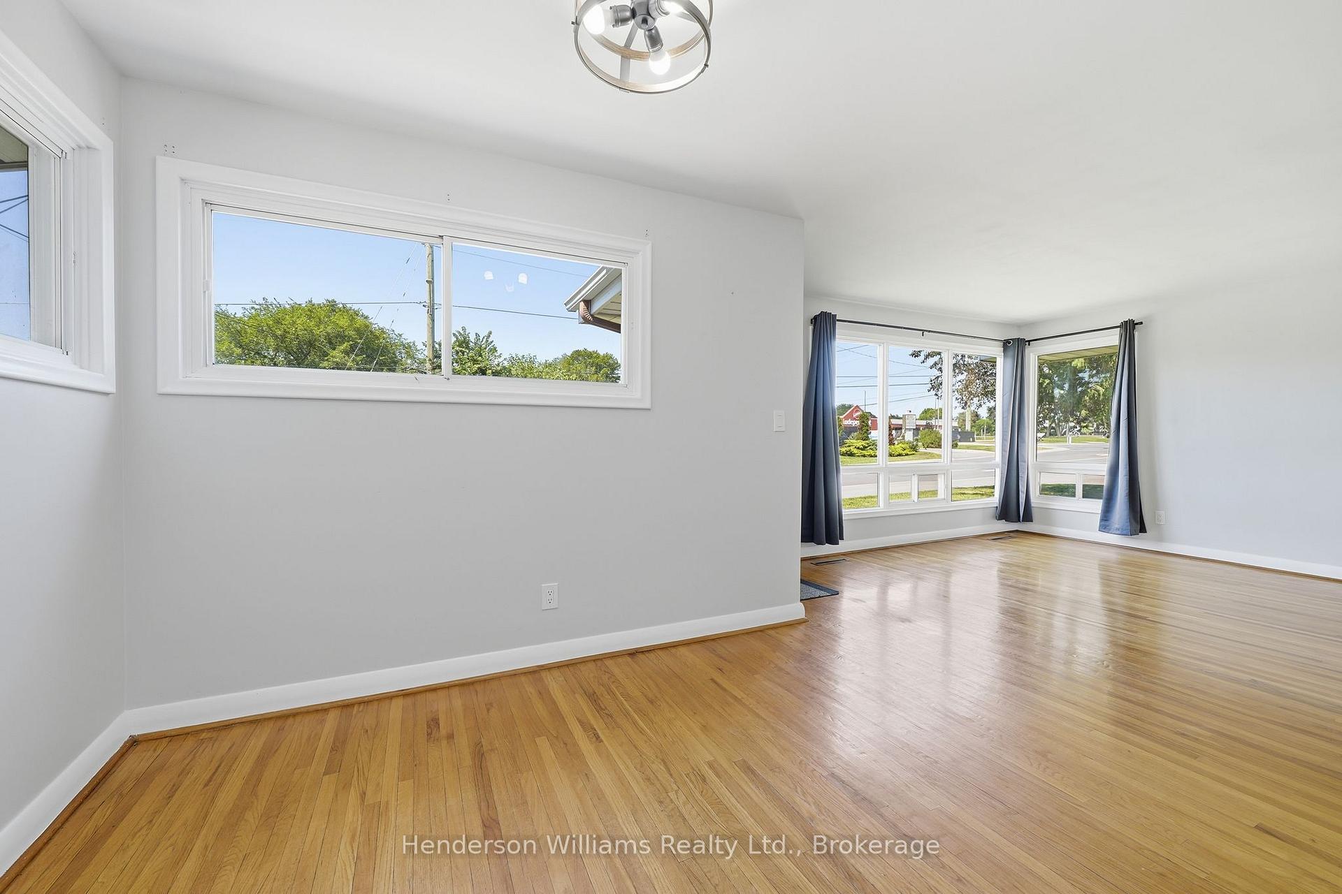 Photo 13 of 127 Herchimer Avenue, Belleville, Belleville Ward — HOMEH