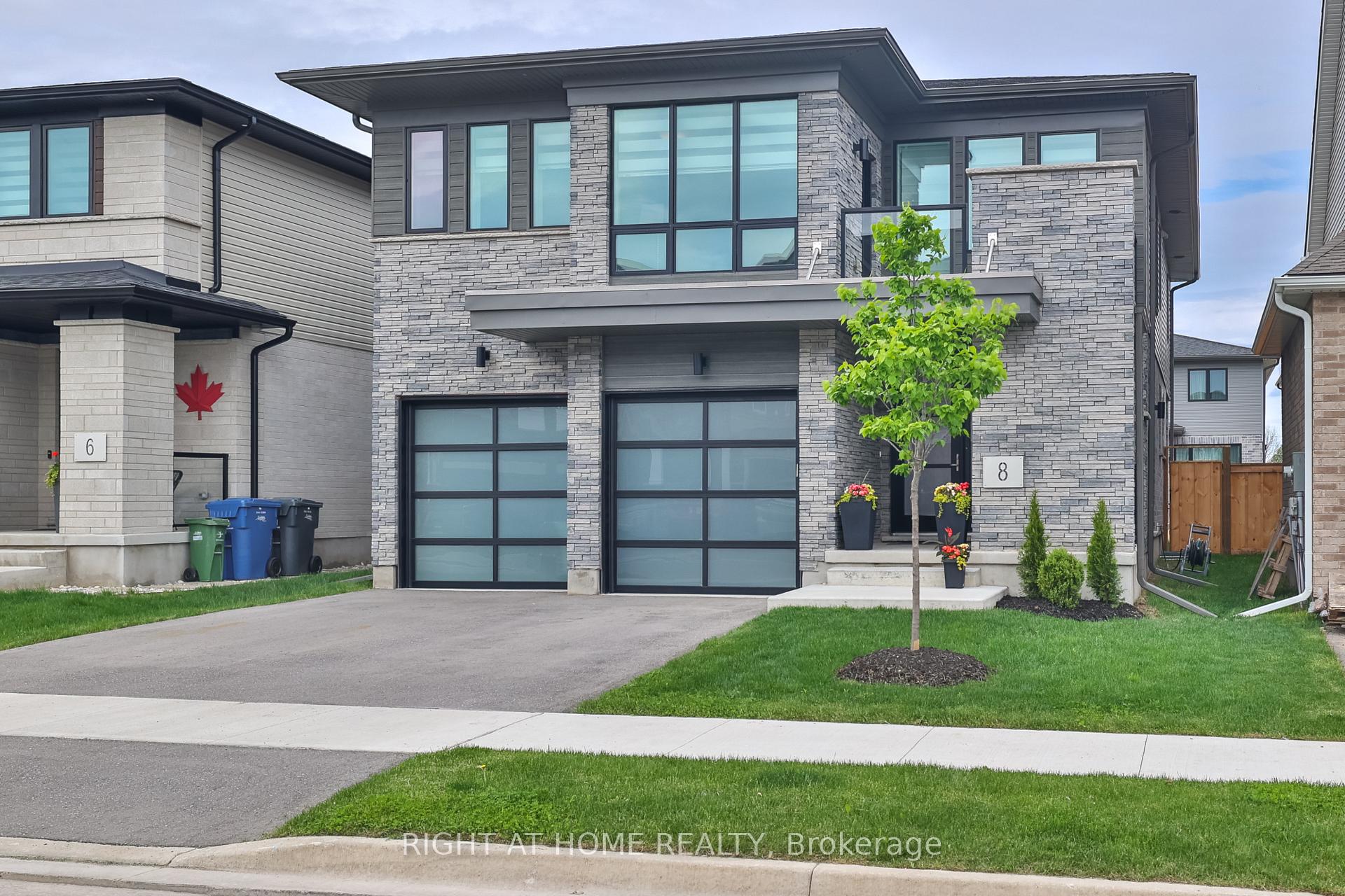 Photo of 8 Ryder Avenue