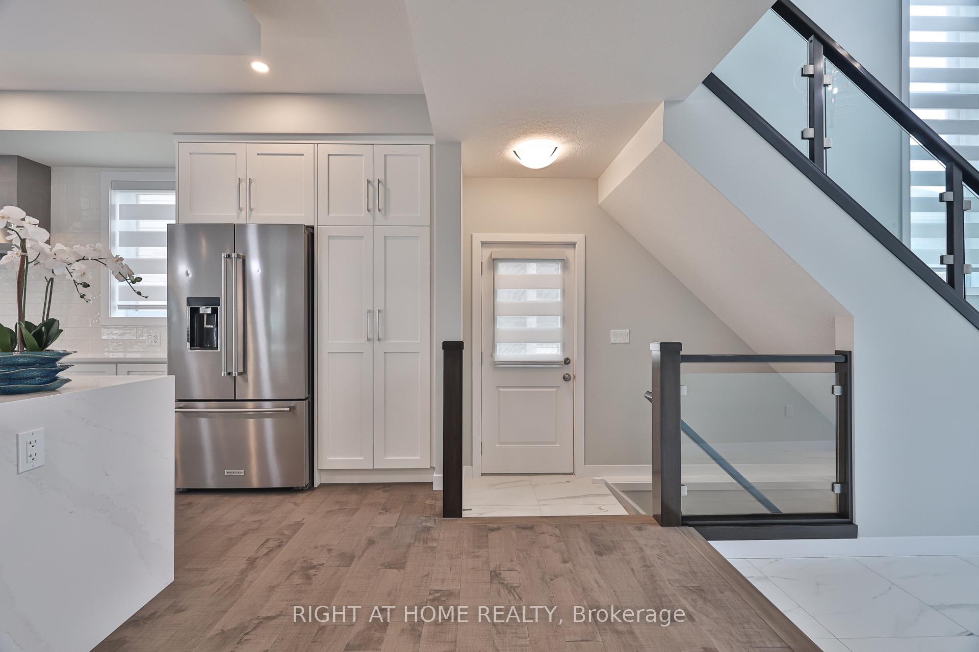 Photo 5 of 8 Ryder Avenue, Guelph, Kortright West — HOMEH