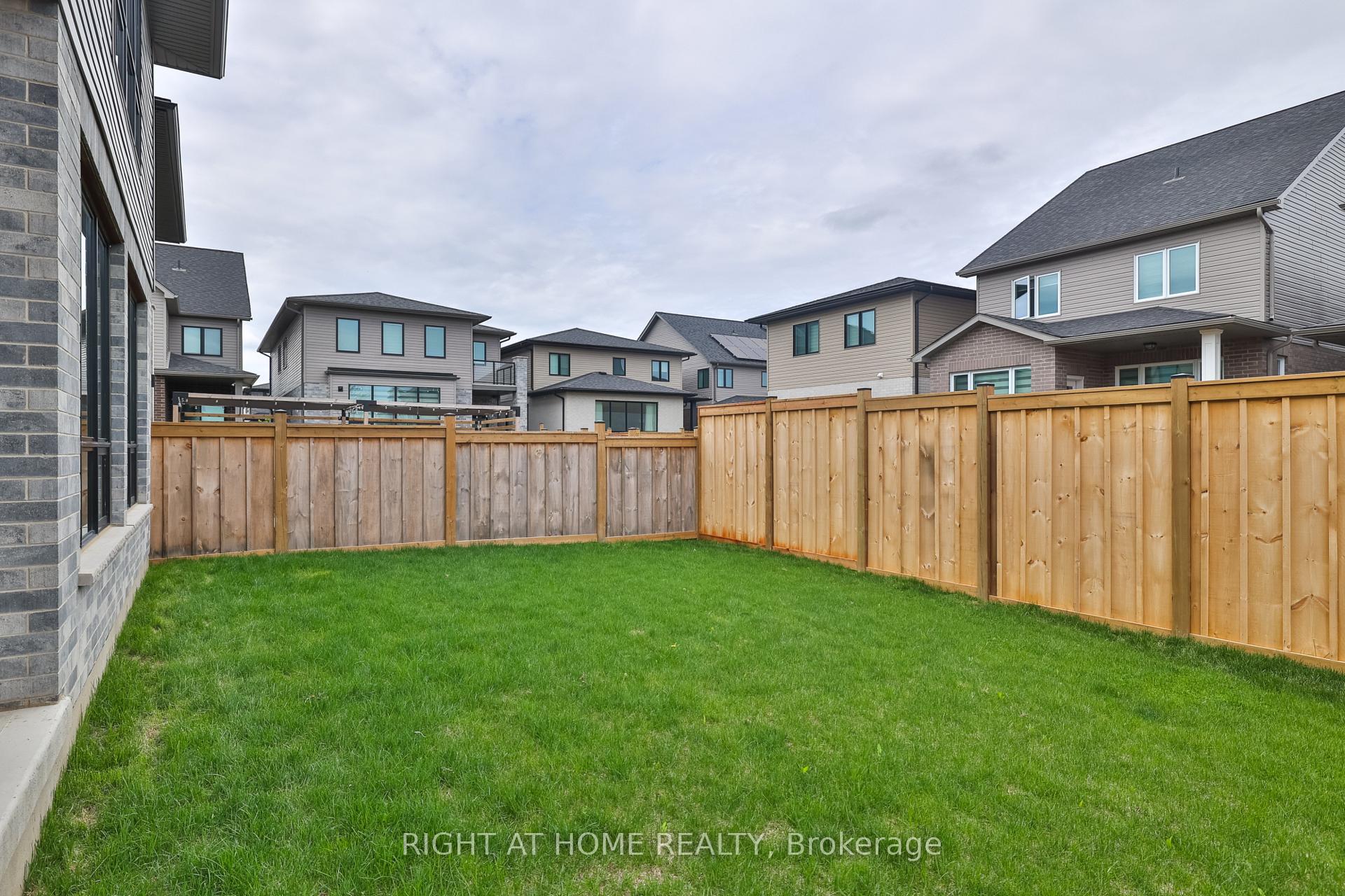 Photo 44 of 8 Ryder Avenue, Guelph, Kortright West — HOMEH