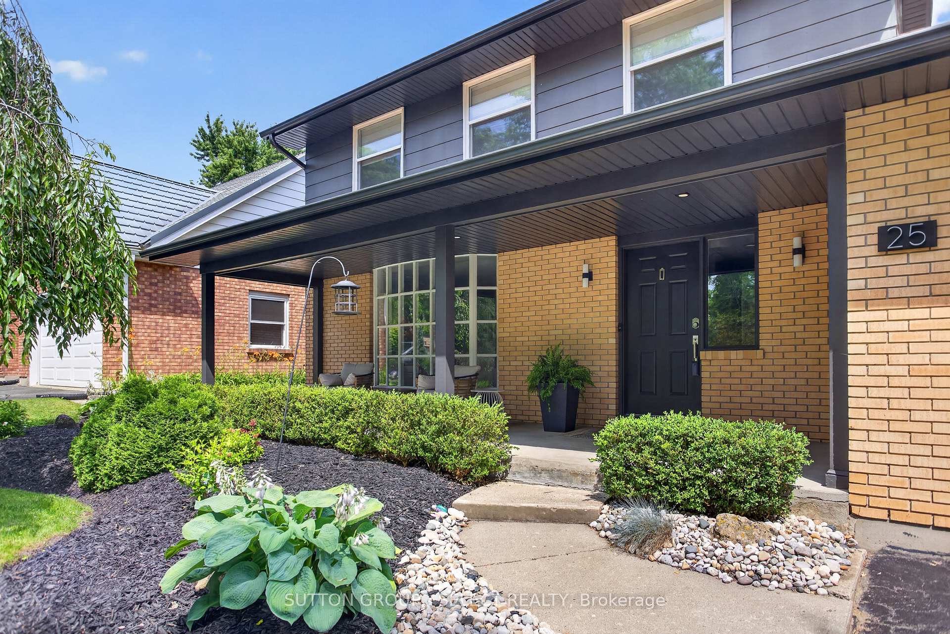 Photo 6 of 25 Havenridge Crescent, London, North P — HOMEH