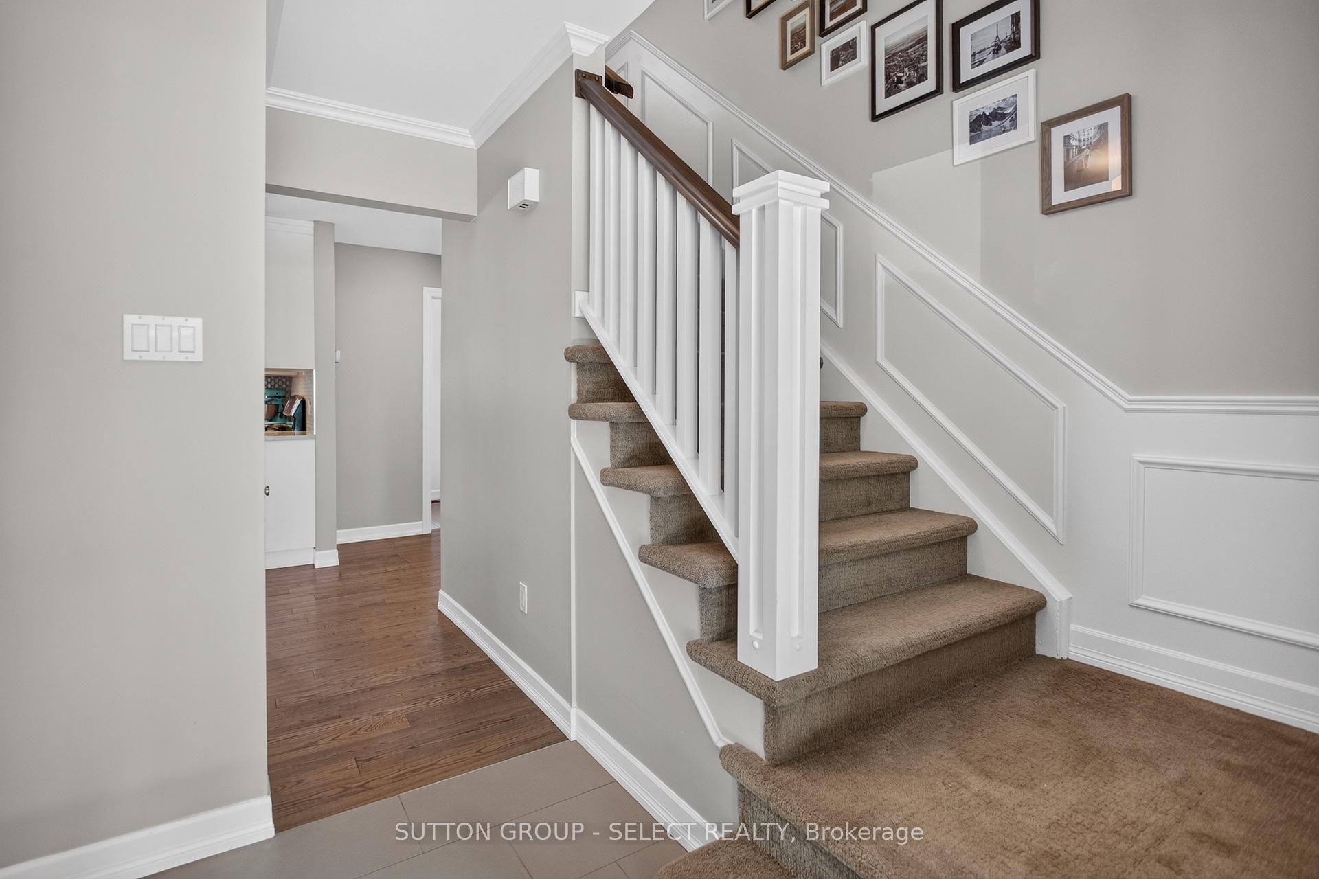 Photo 9 of 25 Havenridge Crescent, London, North P — HOMEH