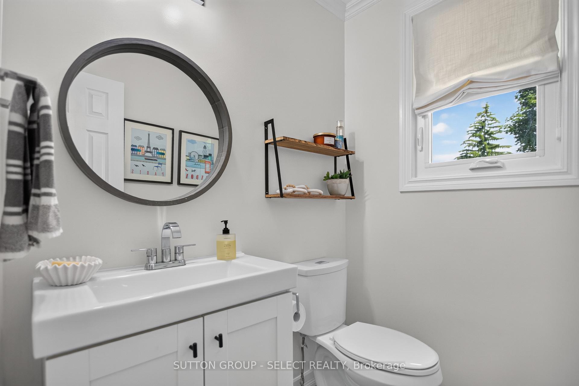 Photo 18 of 25 Havenridge Crescent, London, North P — HOMEH