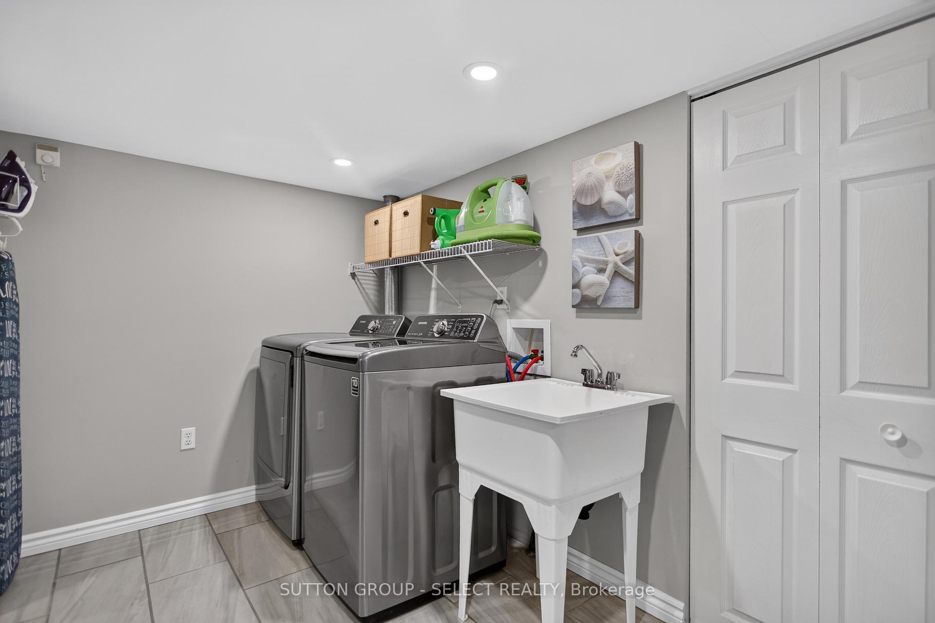 Photo 33 of 25 Havenridge Crescent, London, North P — HOMEH