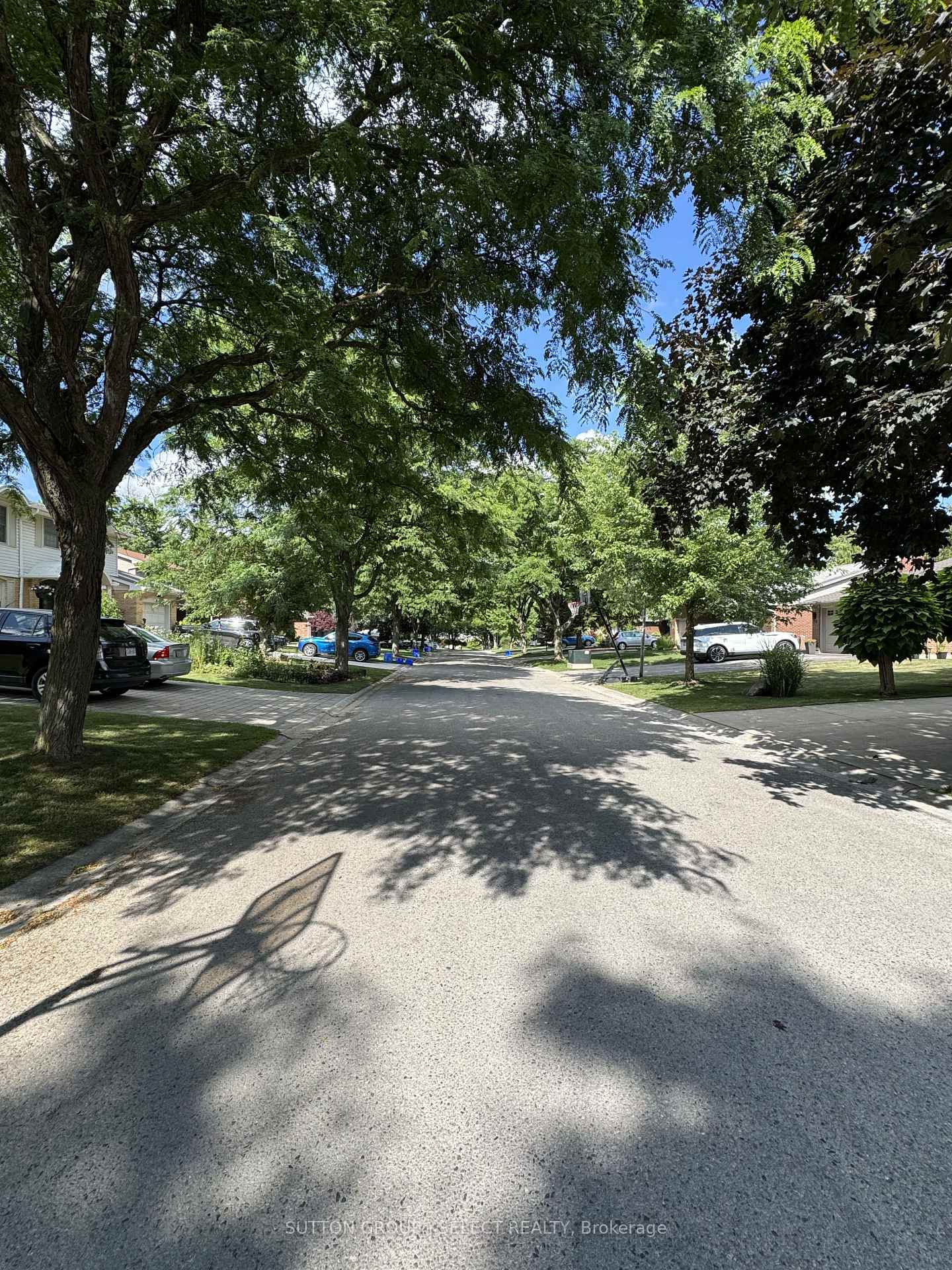 Photo 46 of 25 Havenridge Crescent, London, North P — HOMEH