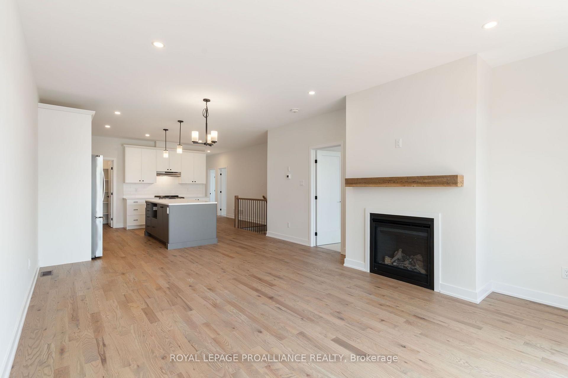 Photo 30 of 1076 Moore Street, Brockville, Brockville — HOMEH
