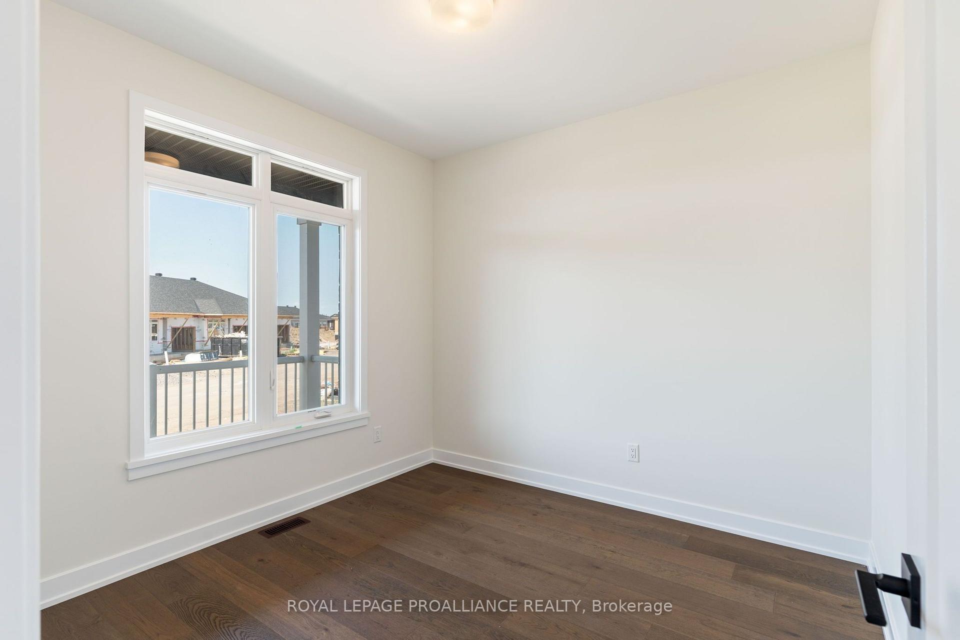 Photo 10 of 1054 Turner Drive, Brockville, Brockville — HOMEH