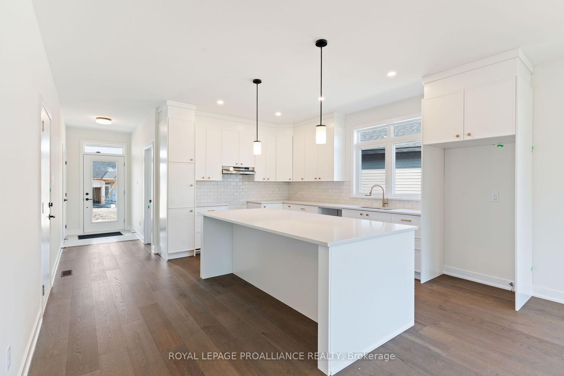 Photo 14 of 1054 Turner Drive, Brockville, Brockville — HOMEH
