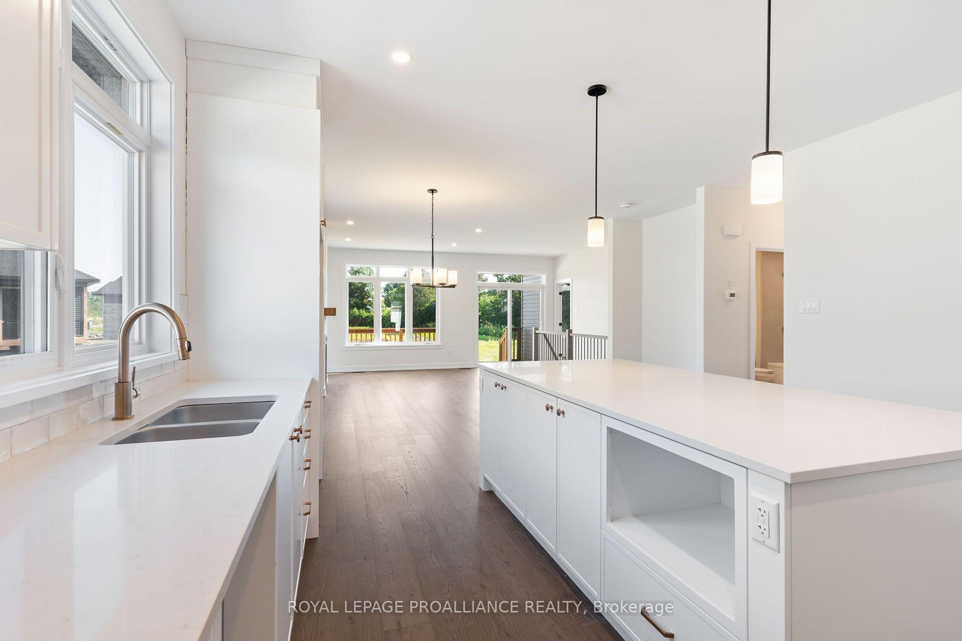 Photo 20 of 1054 Turner Drive, Brockville, Brockville — HOMEH