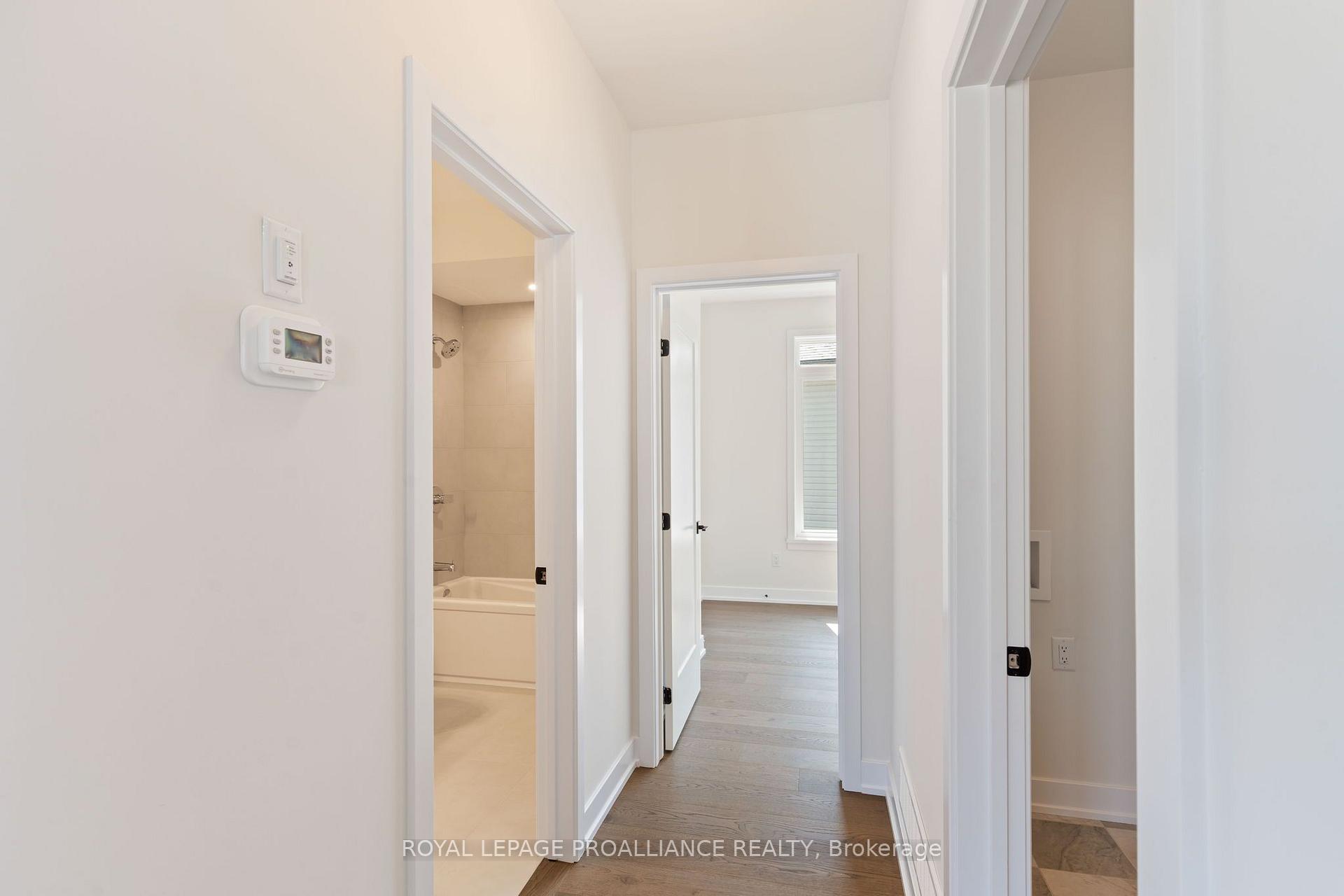 Photo 23 of 1054 Turner Drive, Brockville, Brockville — HOMEH