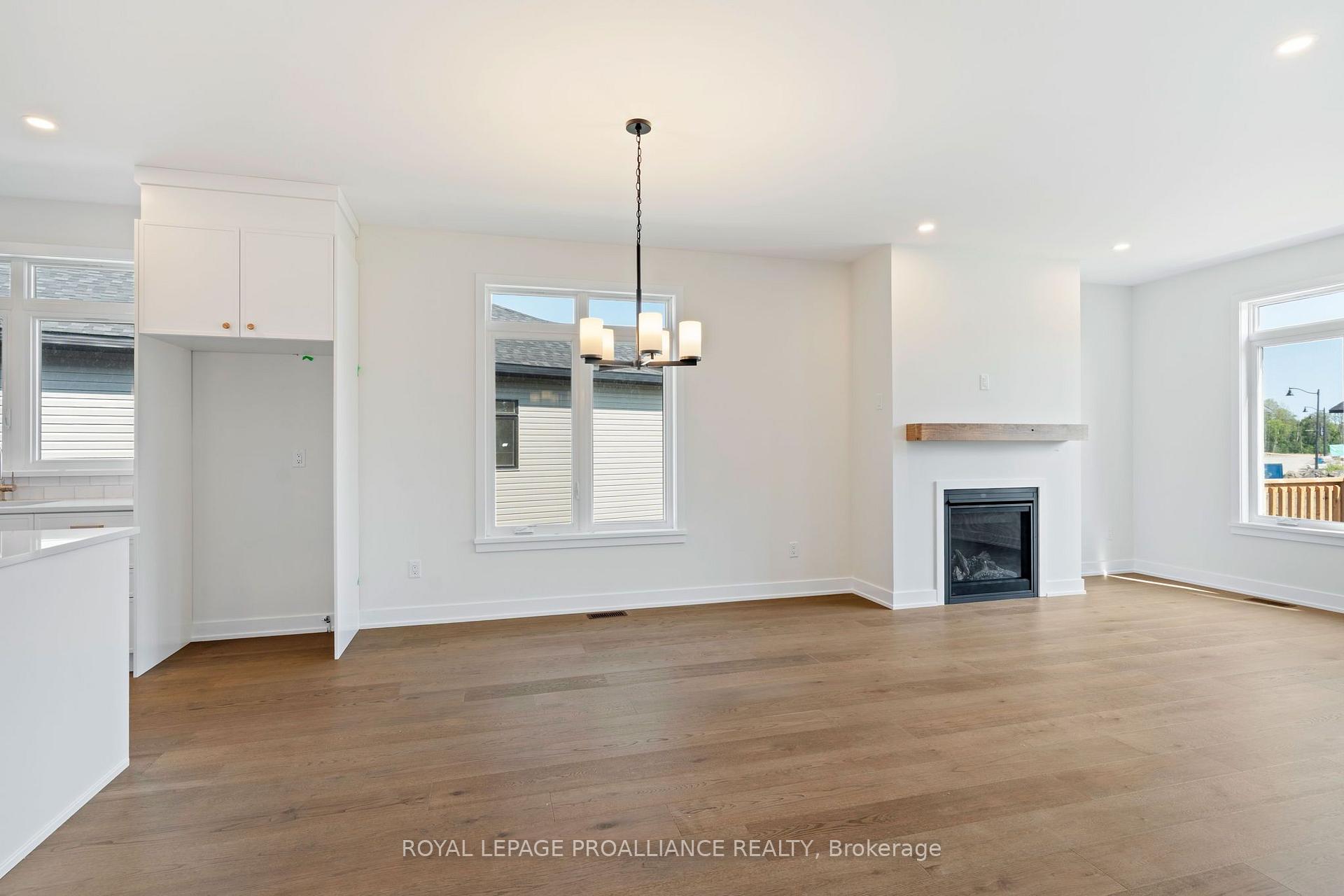 Photo 31 of 1054 Turner Drive, Brockville, Brockville — HOMEH
