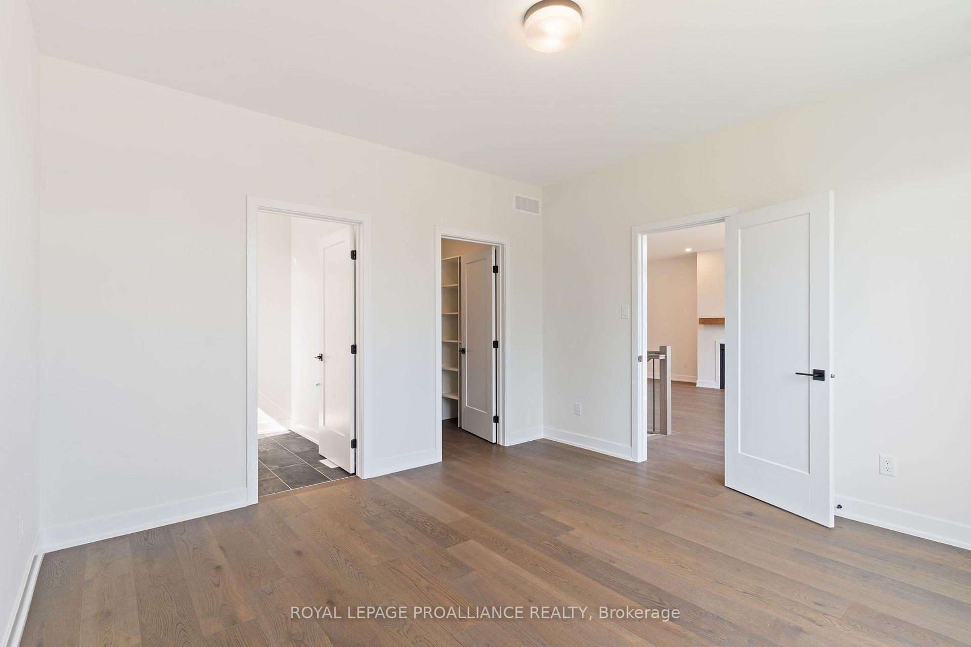 Photo 37 of 1054 Turner Drive, Brockville, Brockville — HOMEH