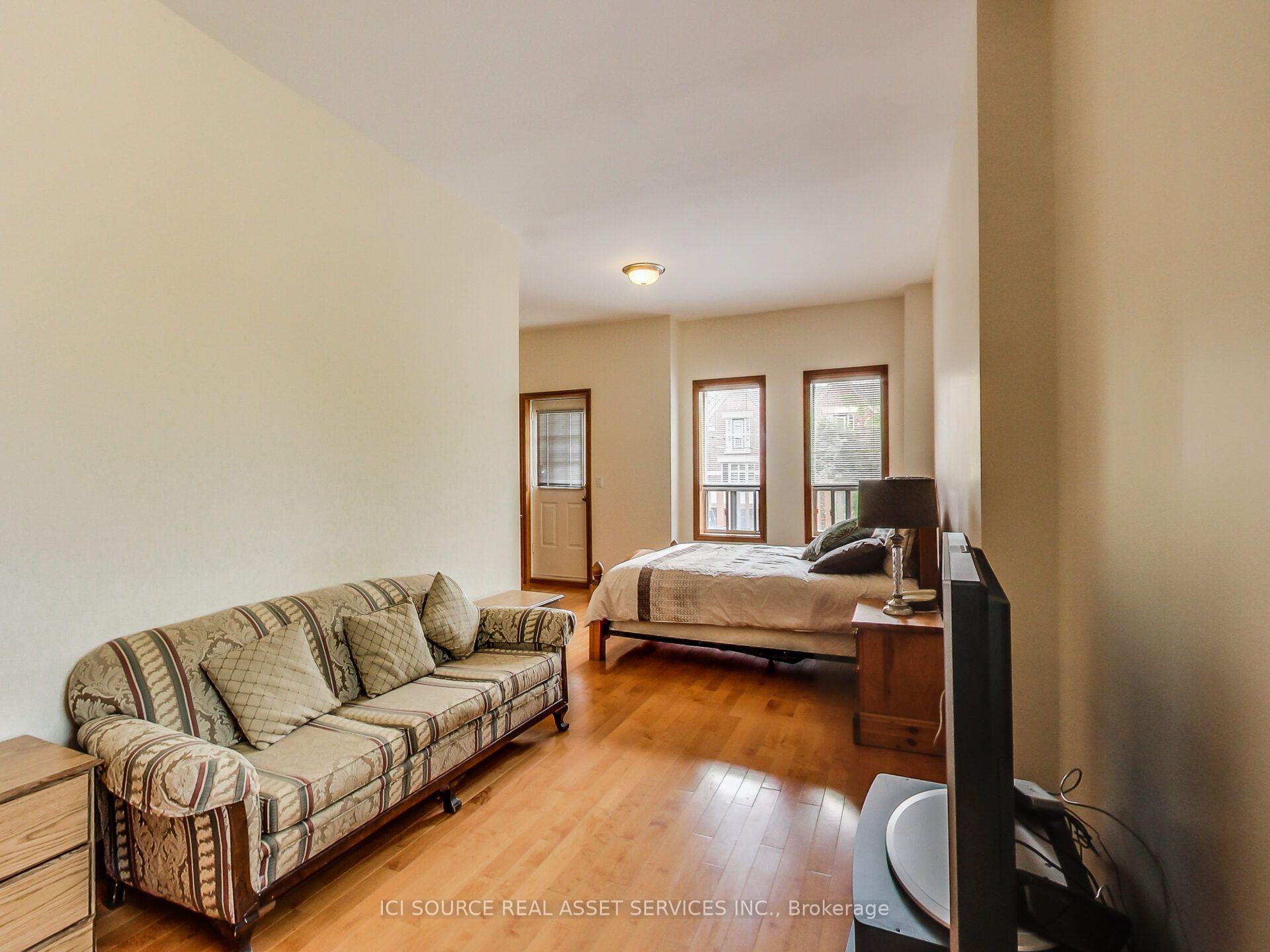 Photo 17 of Unit Main, 287 Palmerston Avenue, Toronto, Trinity-Bellwoods — HOMEH