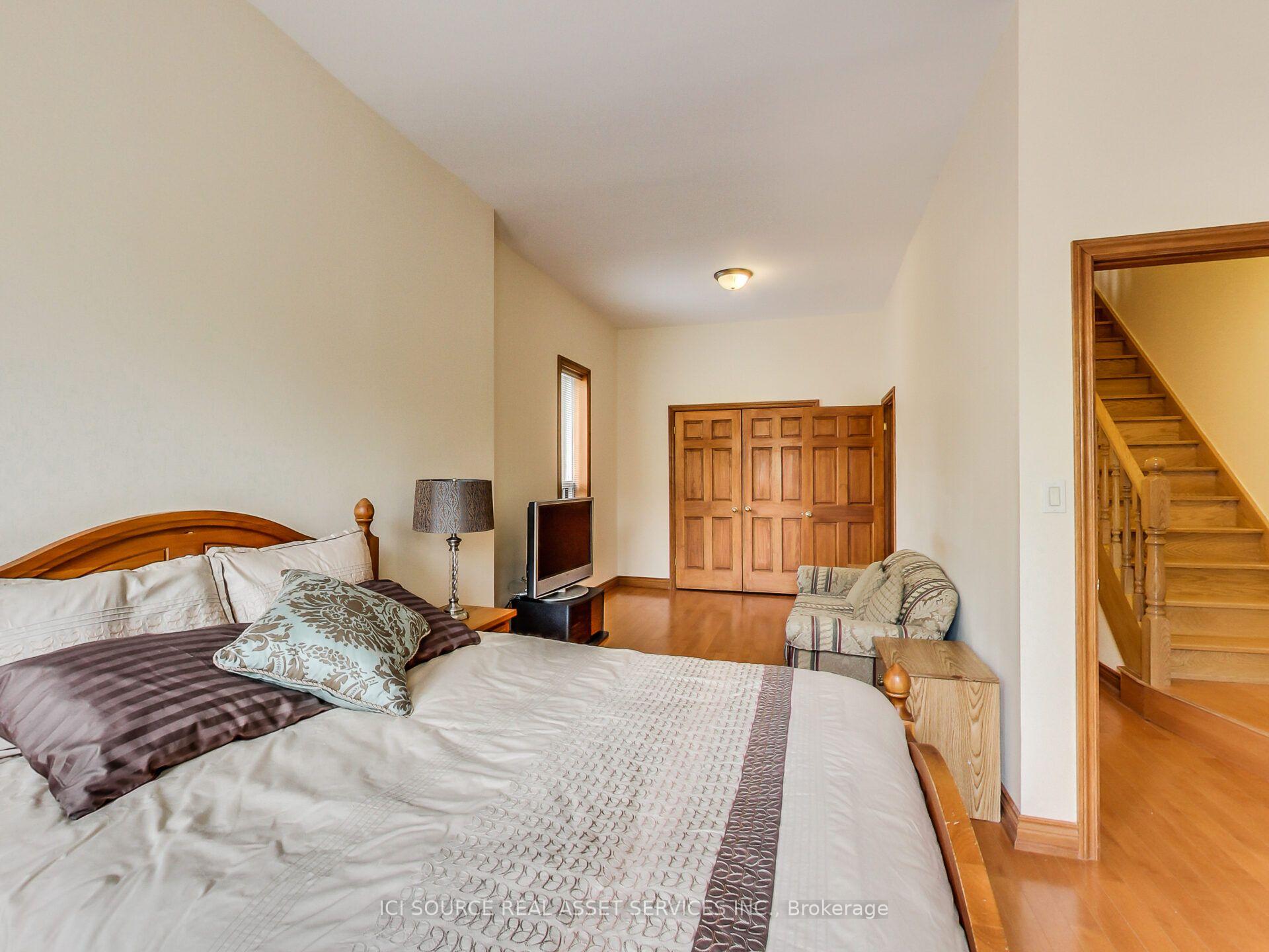 Photo 18 of Unit Main, 287 Palmerston Avenue, Toronto, Trinity-Bellwoods — HOMEH