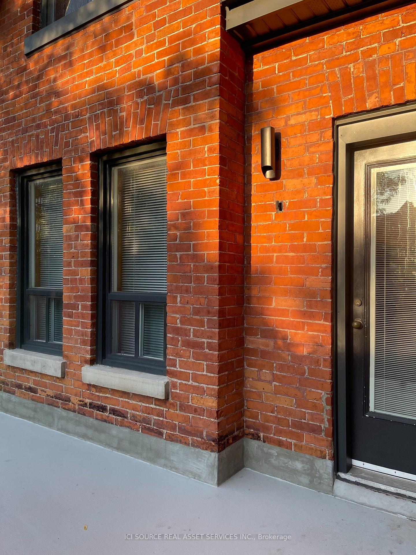 Photo 19 of Unit Main, 287 Palmerston Avenue, Toronto, Trinity-Bellwoods — HOMEH