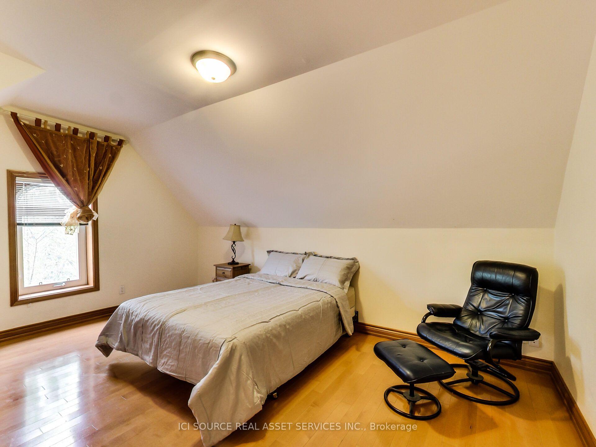 Photo 26 of Unit Main, 287 Palmerston Avenue, Toronto, Trinity-Bellwoods — HOMEH