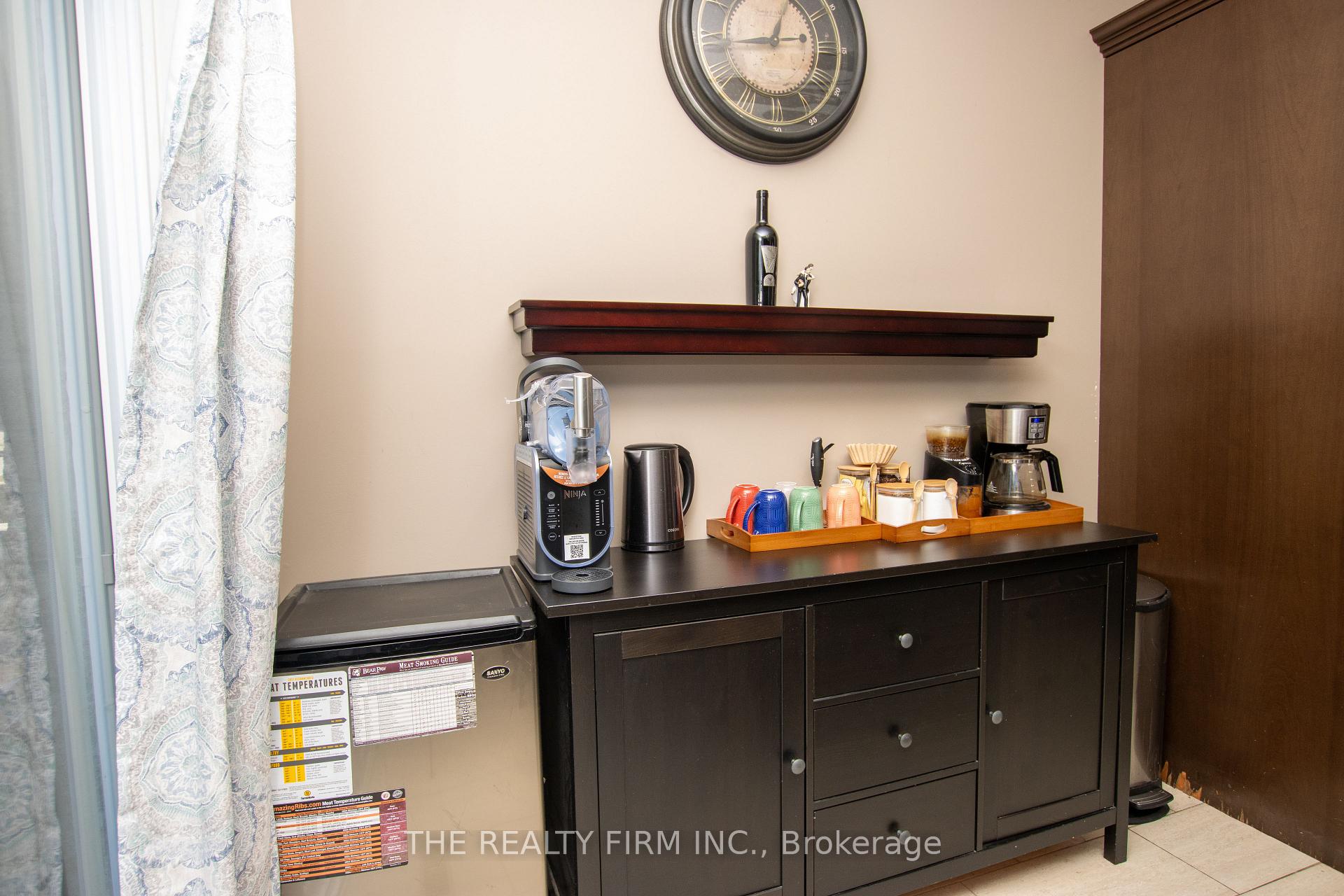 Photo 13 of 974 Bluegrass Drive, London, North M — HOMEH