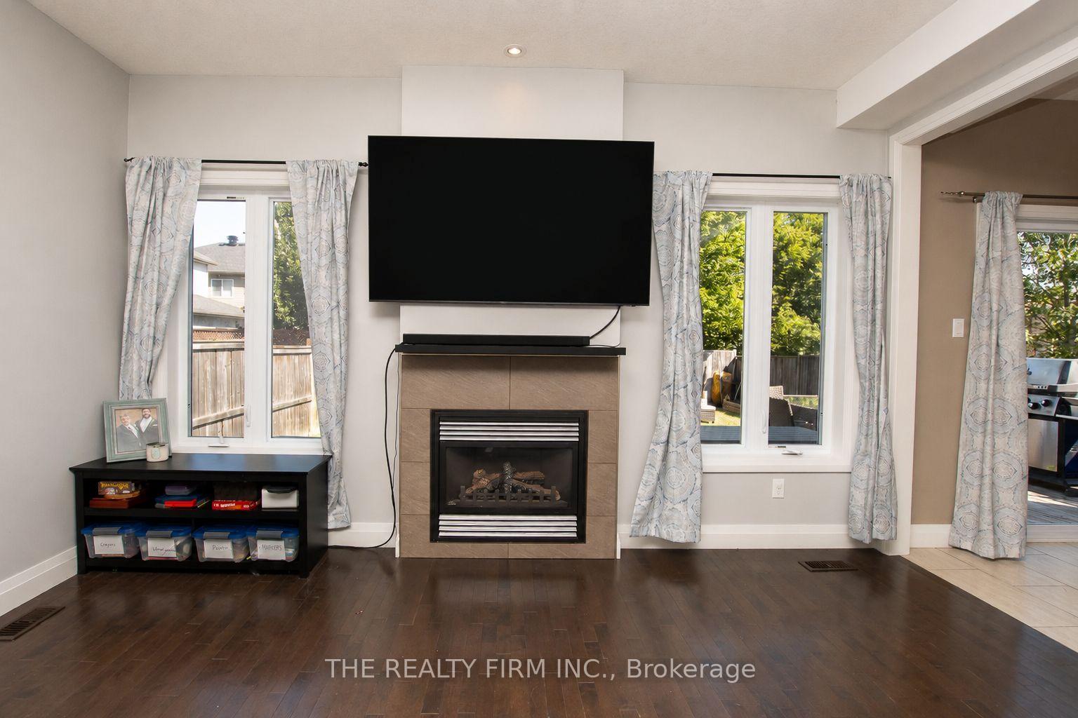 Photo 19 of 974 Bluegrass Drive, London, North M — HOMEH
