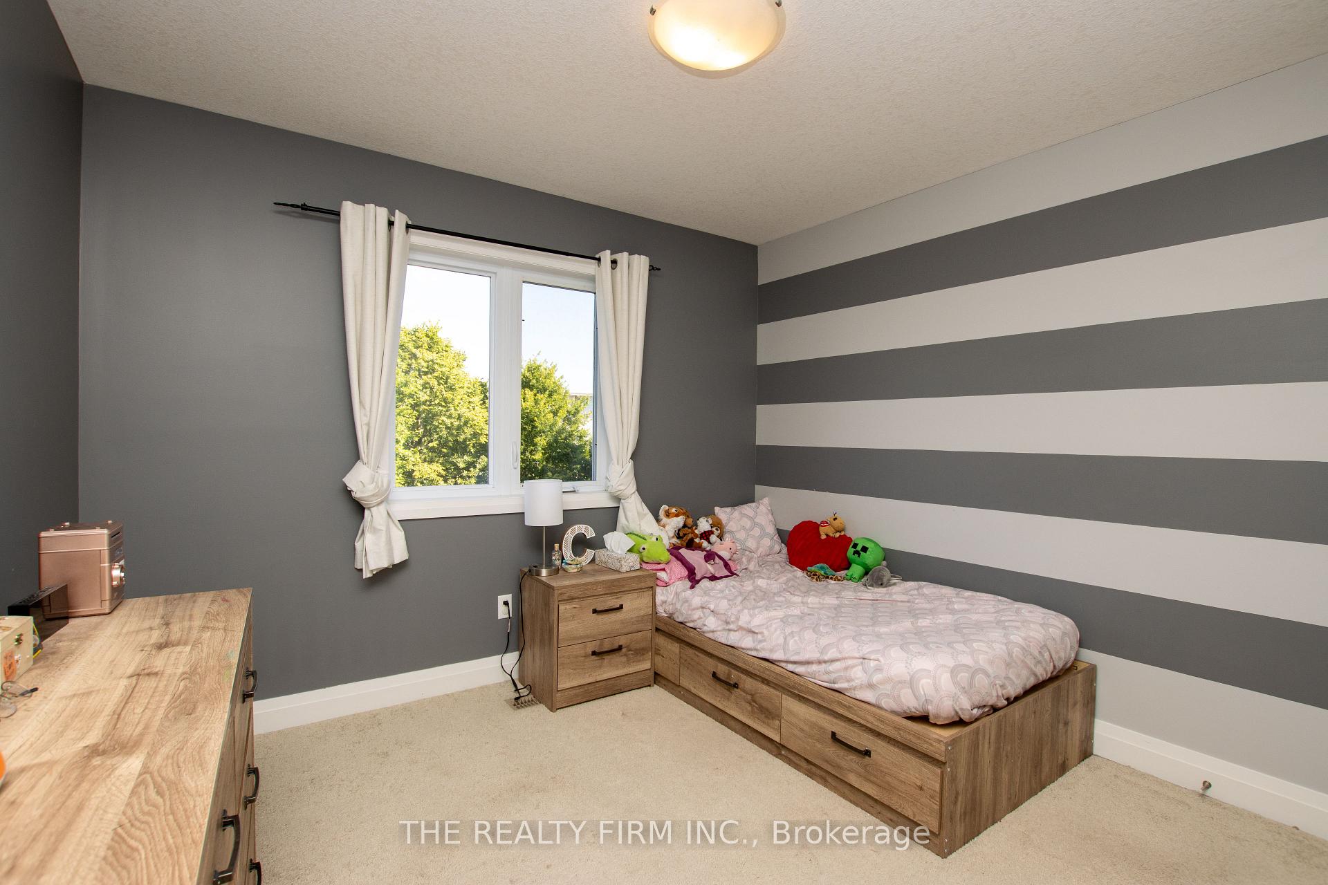 Photo 20 of 974 Bluegrass Drive, London, North M — HOMEH