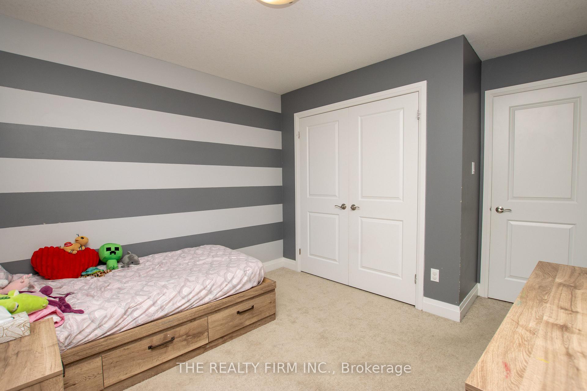 Photo 21 of 974 Bluegrass Drive, London, North M — HOMEH