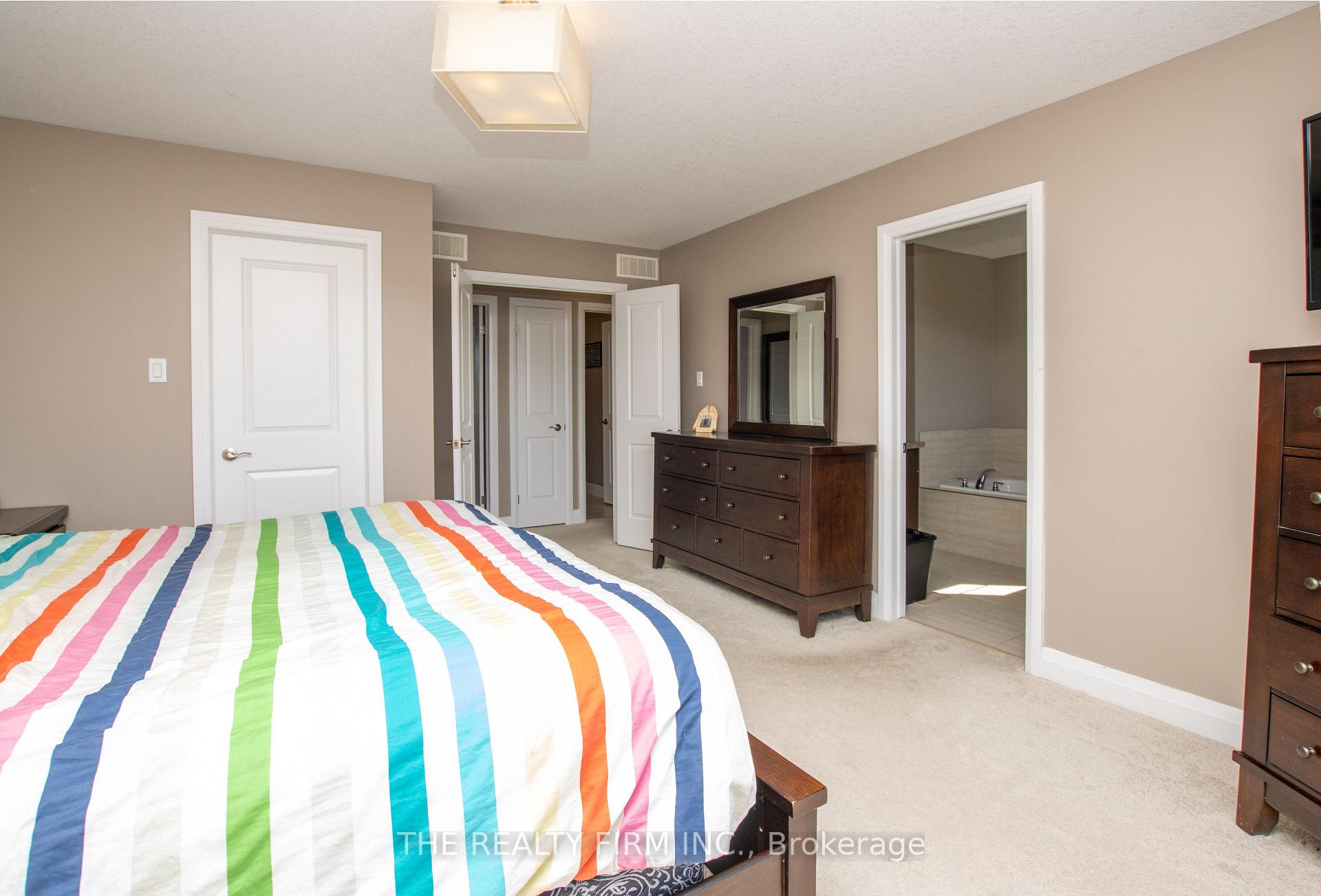 Photo 25 of 974 Bluegrass Drive, London, North M — HOMEH