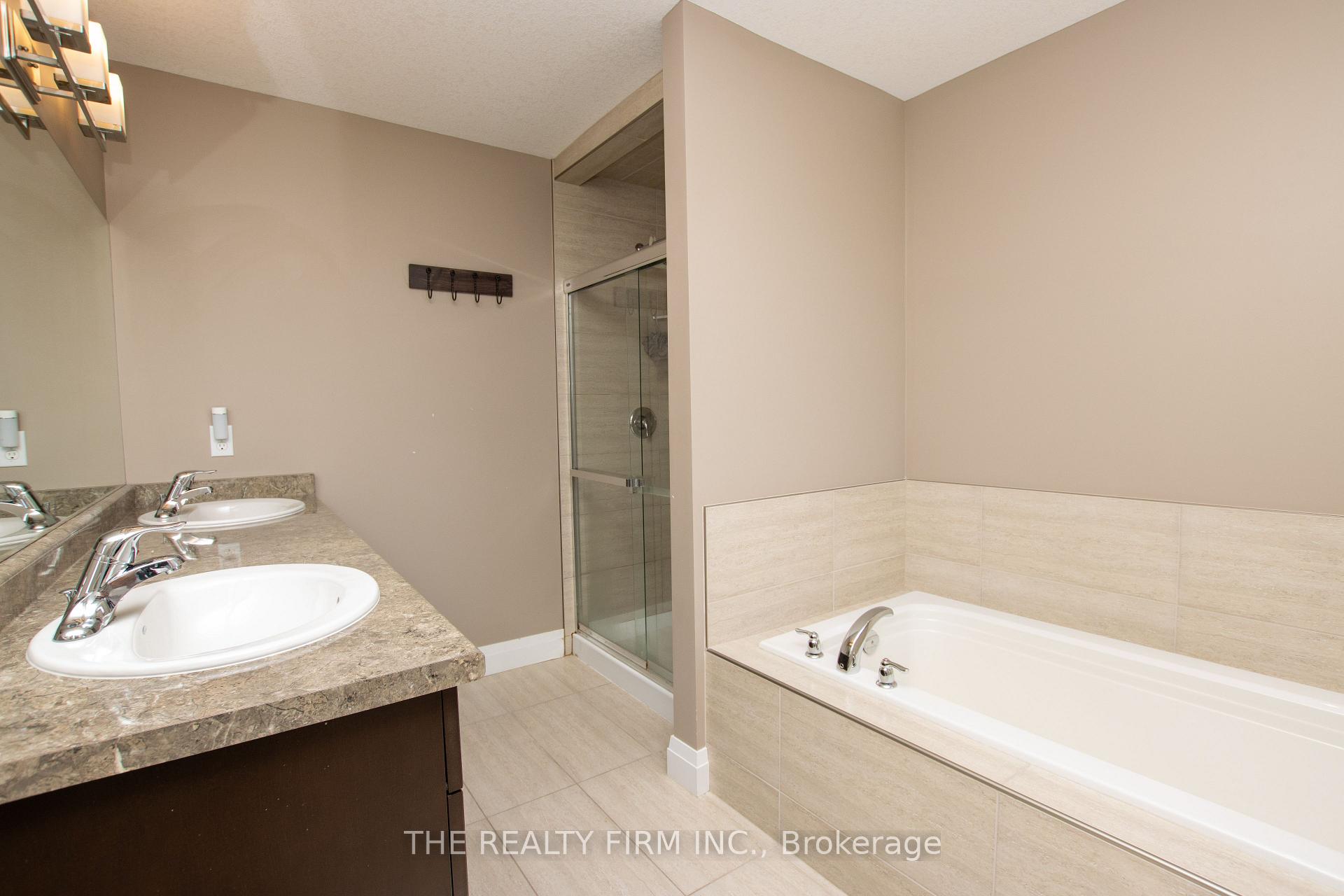 Photo 27 of 974 Bluegrass Drive, London, North M — HOMEH