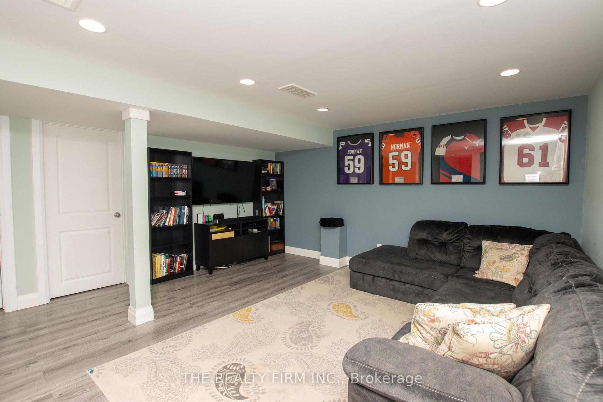 Photo 32 of 974 Bluegrass Drive, London, North M — HOMEH