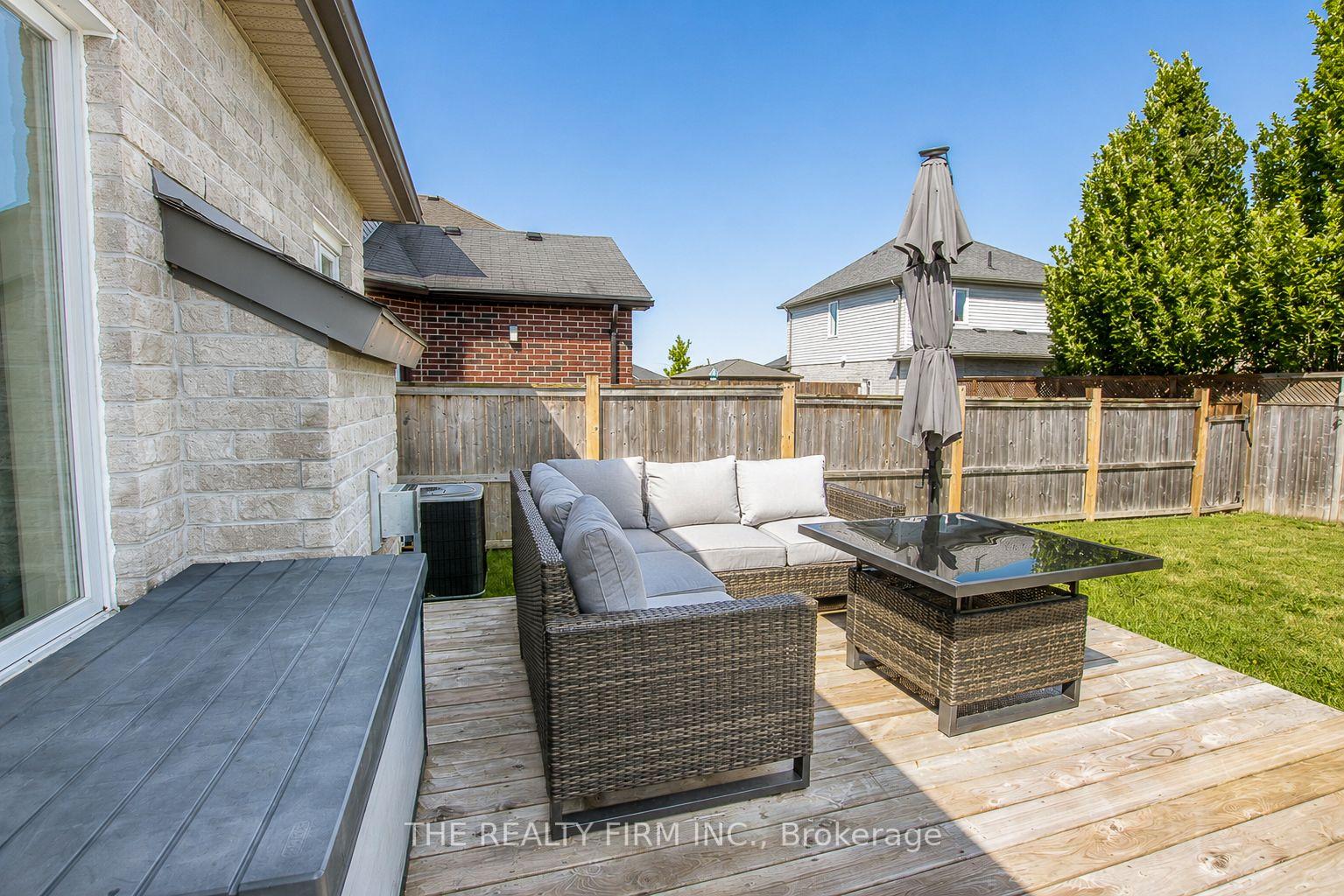 Photo 41 of 974 Bluegrass Drive, London, North M — HOMEH