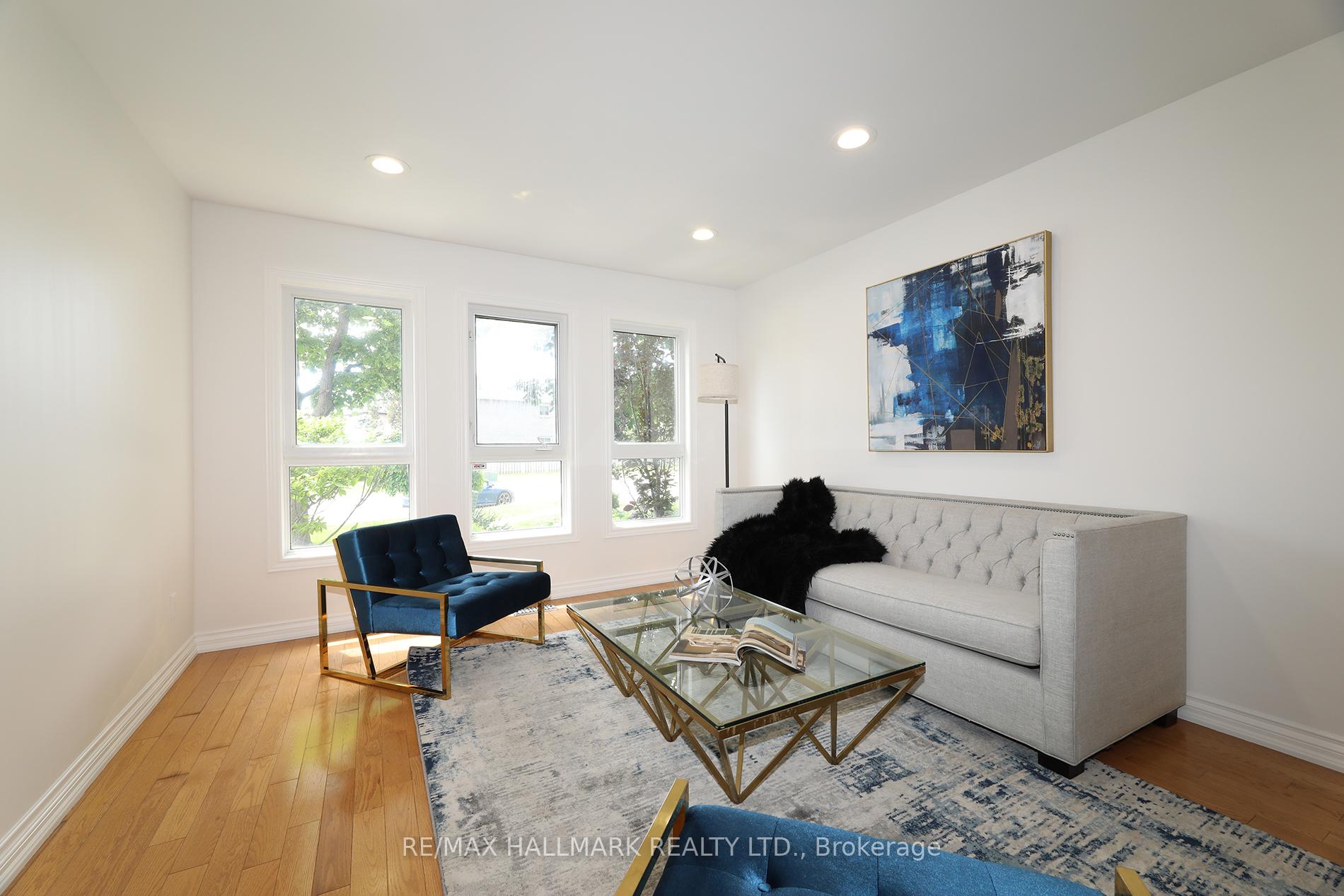 Photo 11 of 58 Pickett Crescent, Richmond Hill, Westbrook — HOMEH