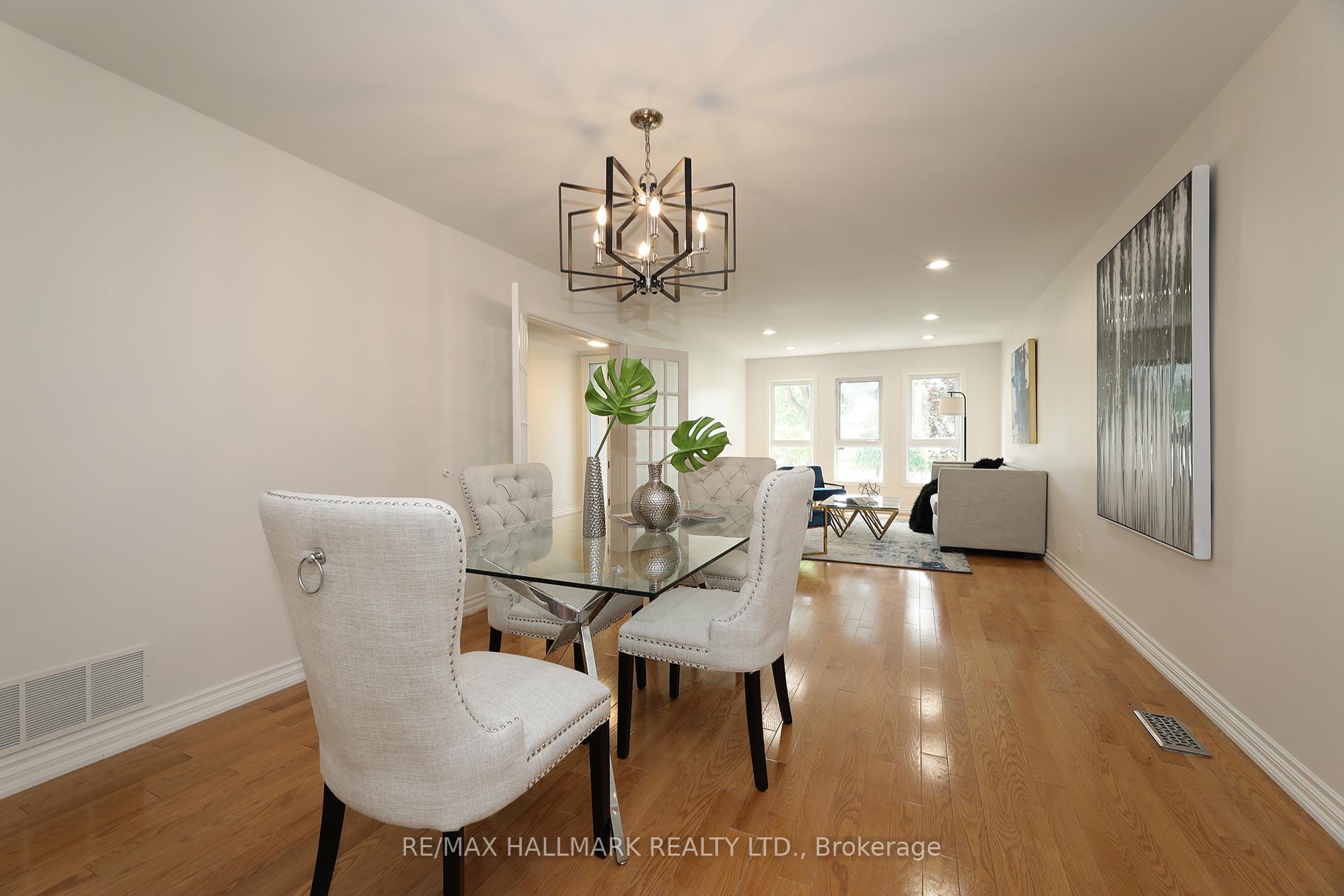 Photo 12 of 58 Pickett Crescent, Richmond Hill, Westbrook — HOMEH