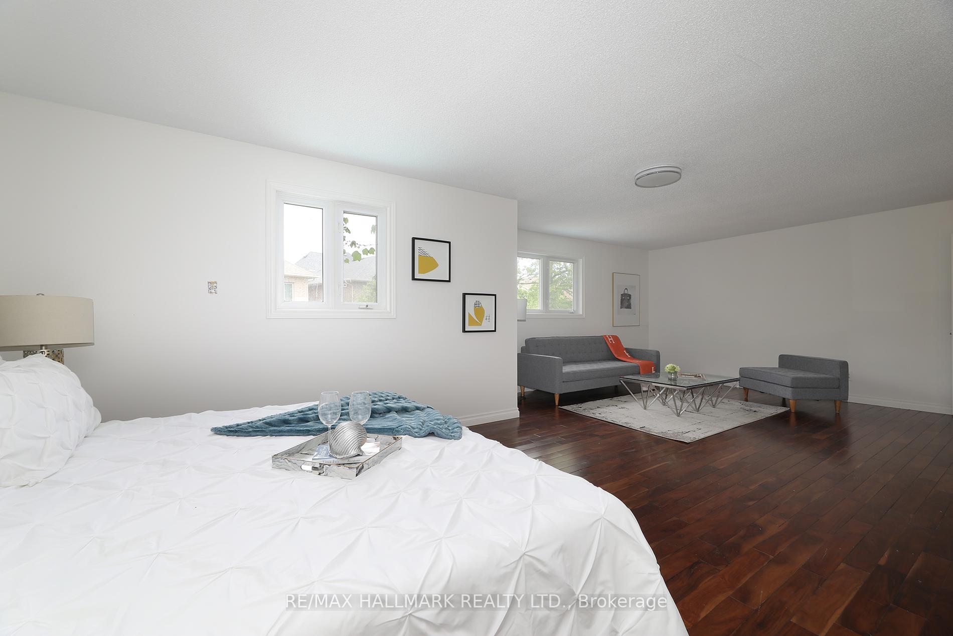 Photo 26 of 58 Pickett Crescent, Richmond Hill, Westbrook — HOMEH