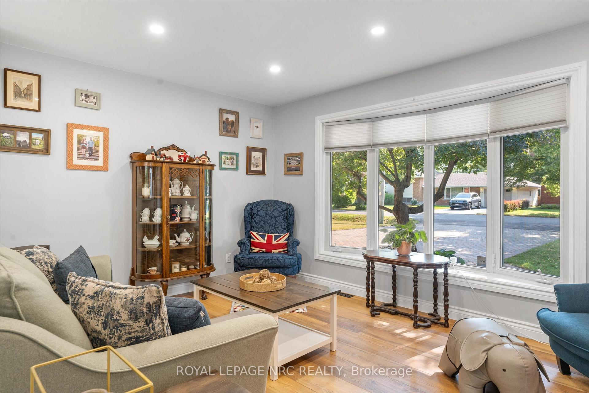 Photo 8 of 43 Howard Avenue, St. Catharines, Lakeport — HOMEH