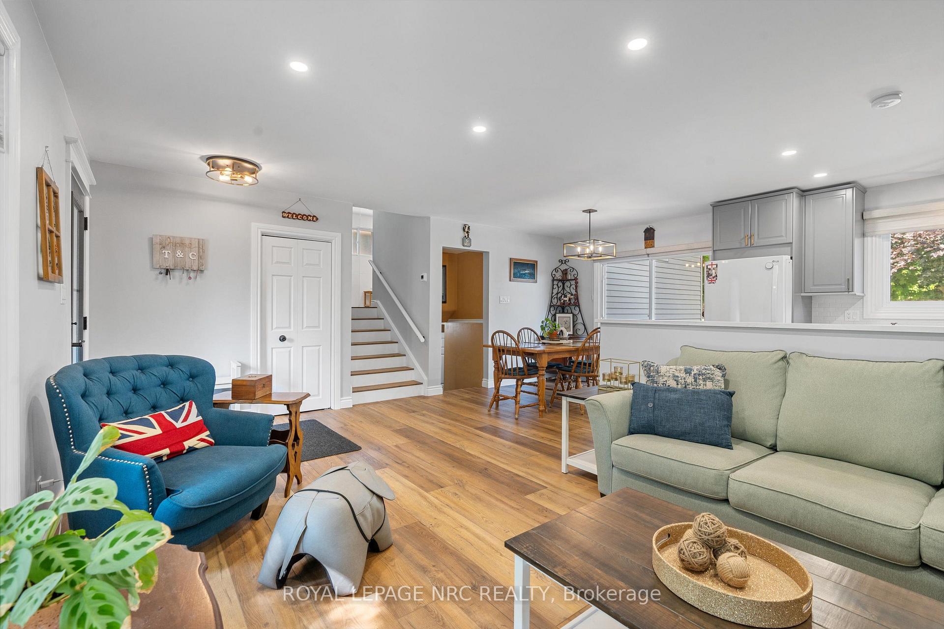 Photo 9 of 43 Howard Avenue, St. Catharines, Lakeport — HOMEH