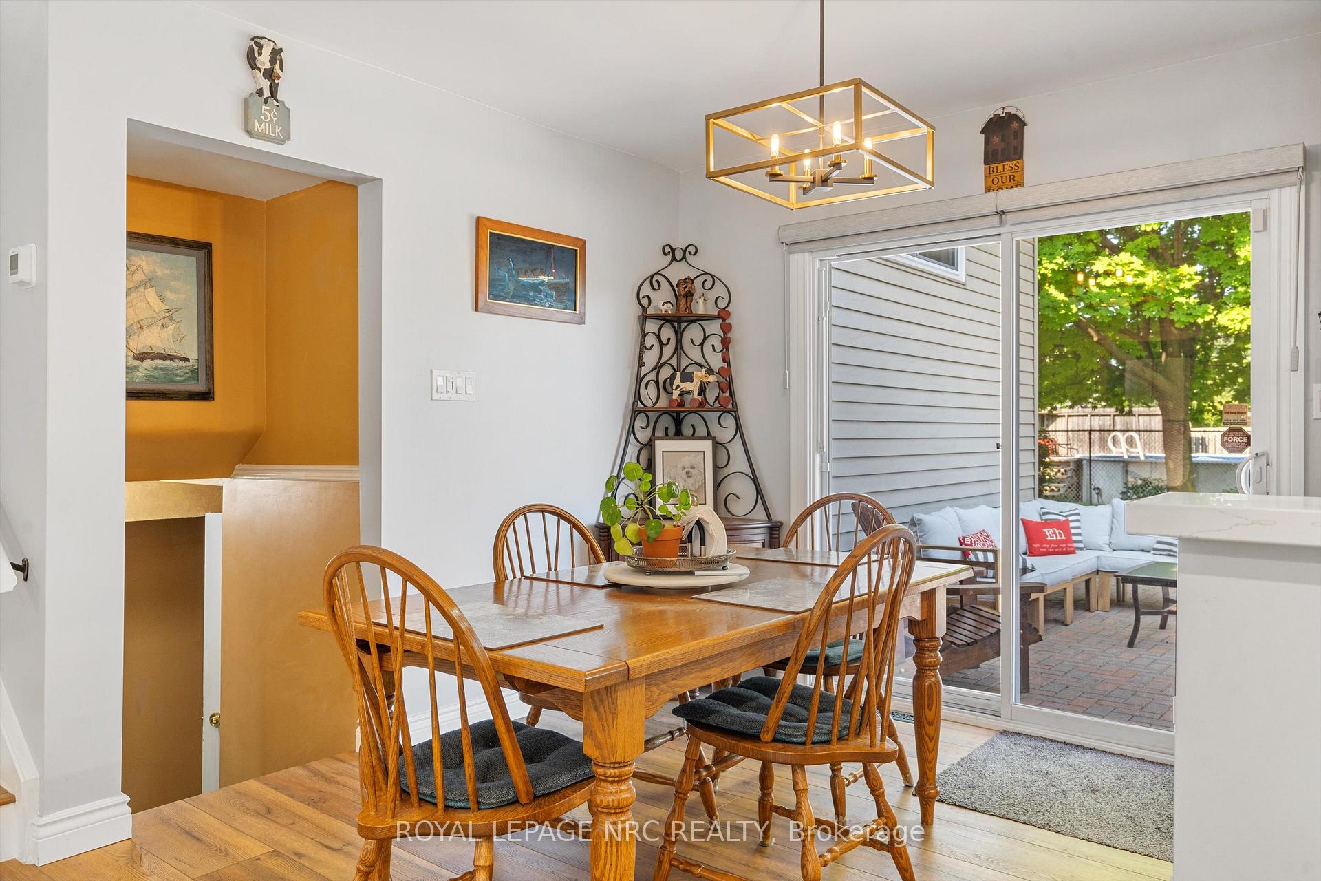 Photo 13 of 43 Howard Avenue, St. Catharines, Lakeport — HOMEH