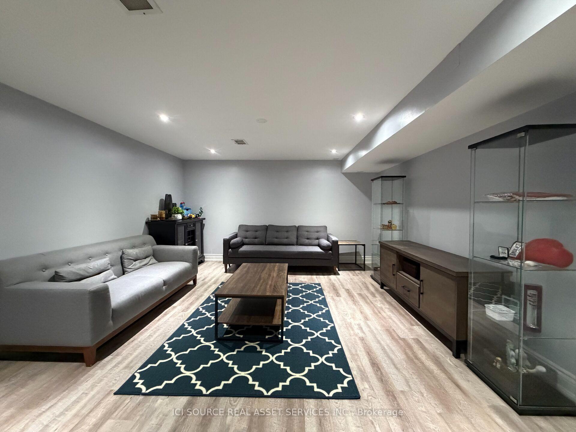 Photo 13 of Unit Basement, 65 Glen Agar Drive, Etobicoke, Princess-Rosethorn — HOMEH