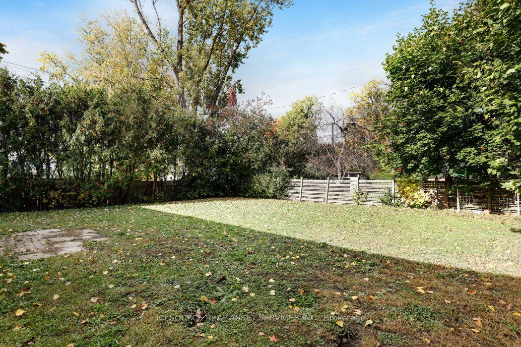 Photo 7 of 1371 Kilborn Avenue, Ottawa, Applewood Acres — HOMEH