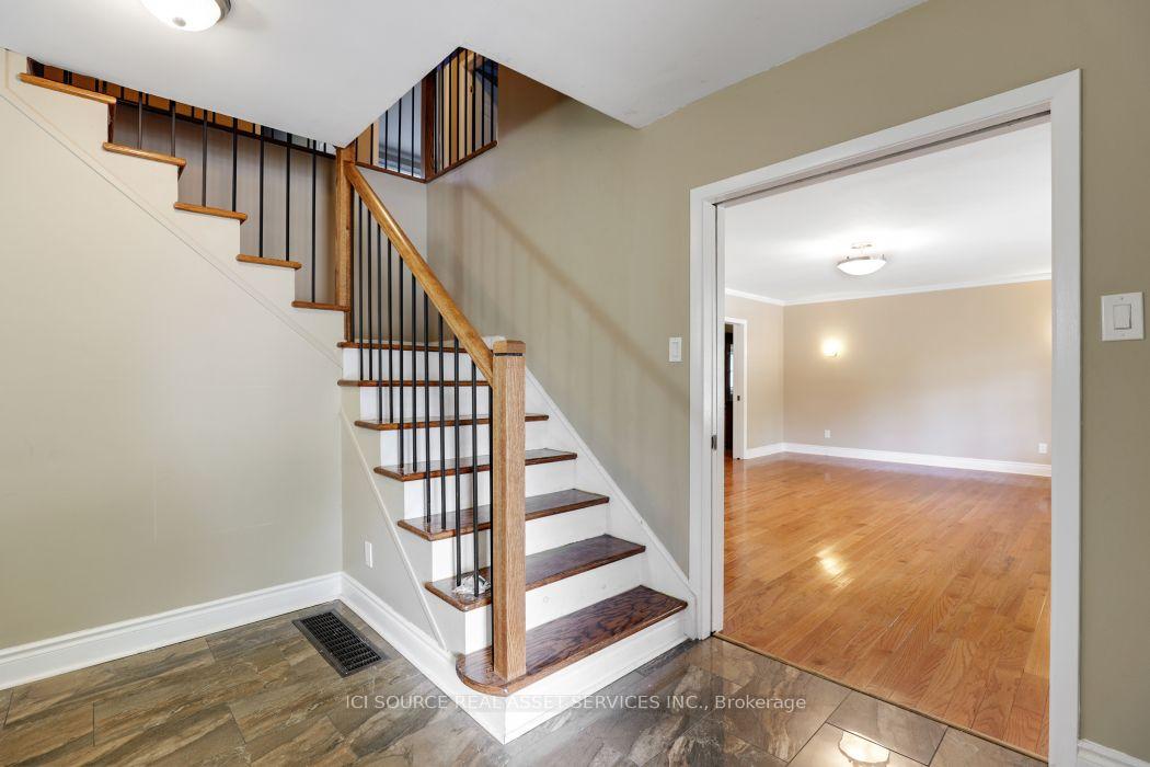 Photo 10 of 1371 Kilborn Avenue, Ottawa, Applewood Acres — HOMEH